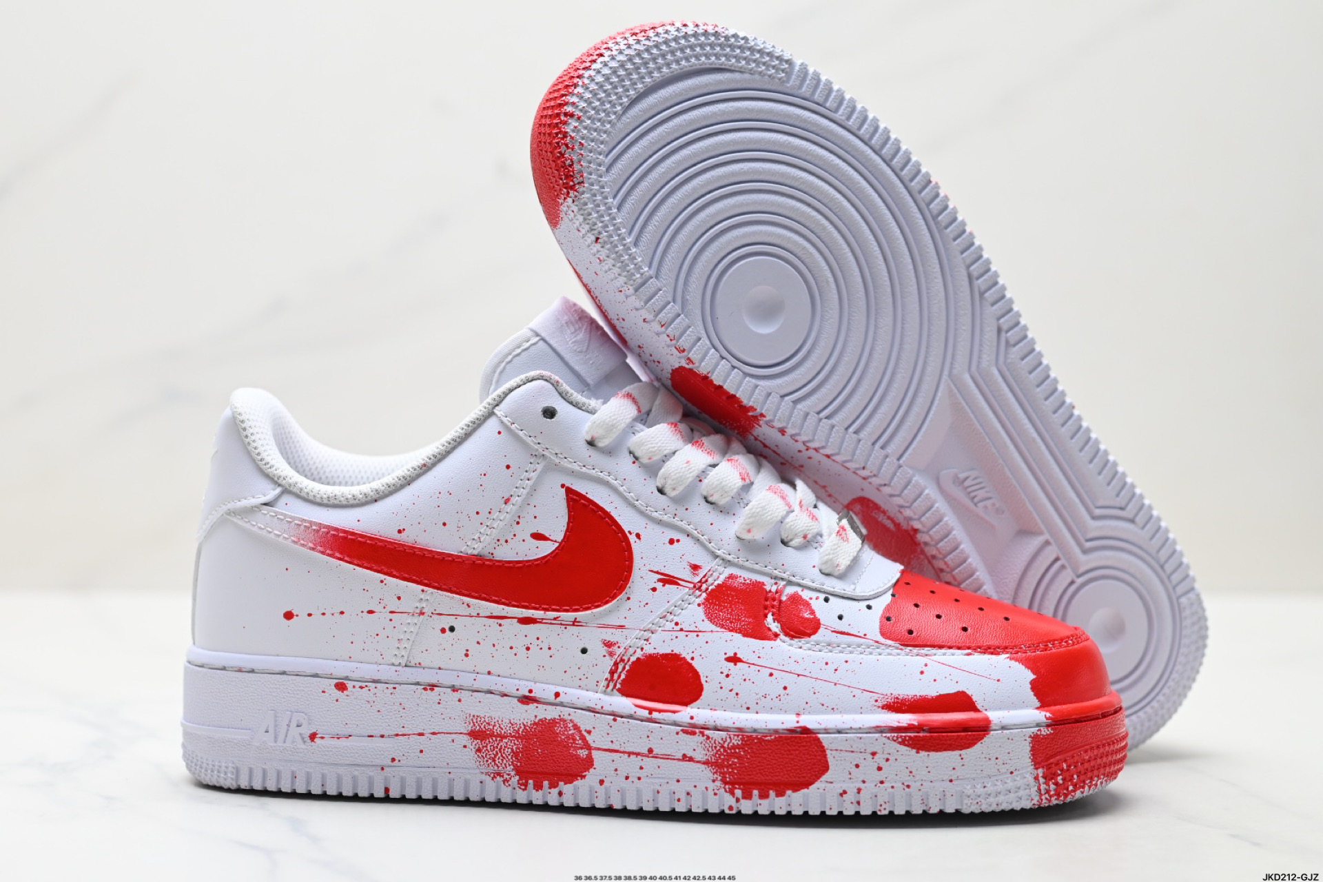 耐克Nike AIR FORCE 1‘07 空军一号低帮百搭休闲运动板鞋 CW2288-111