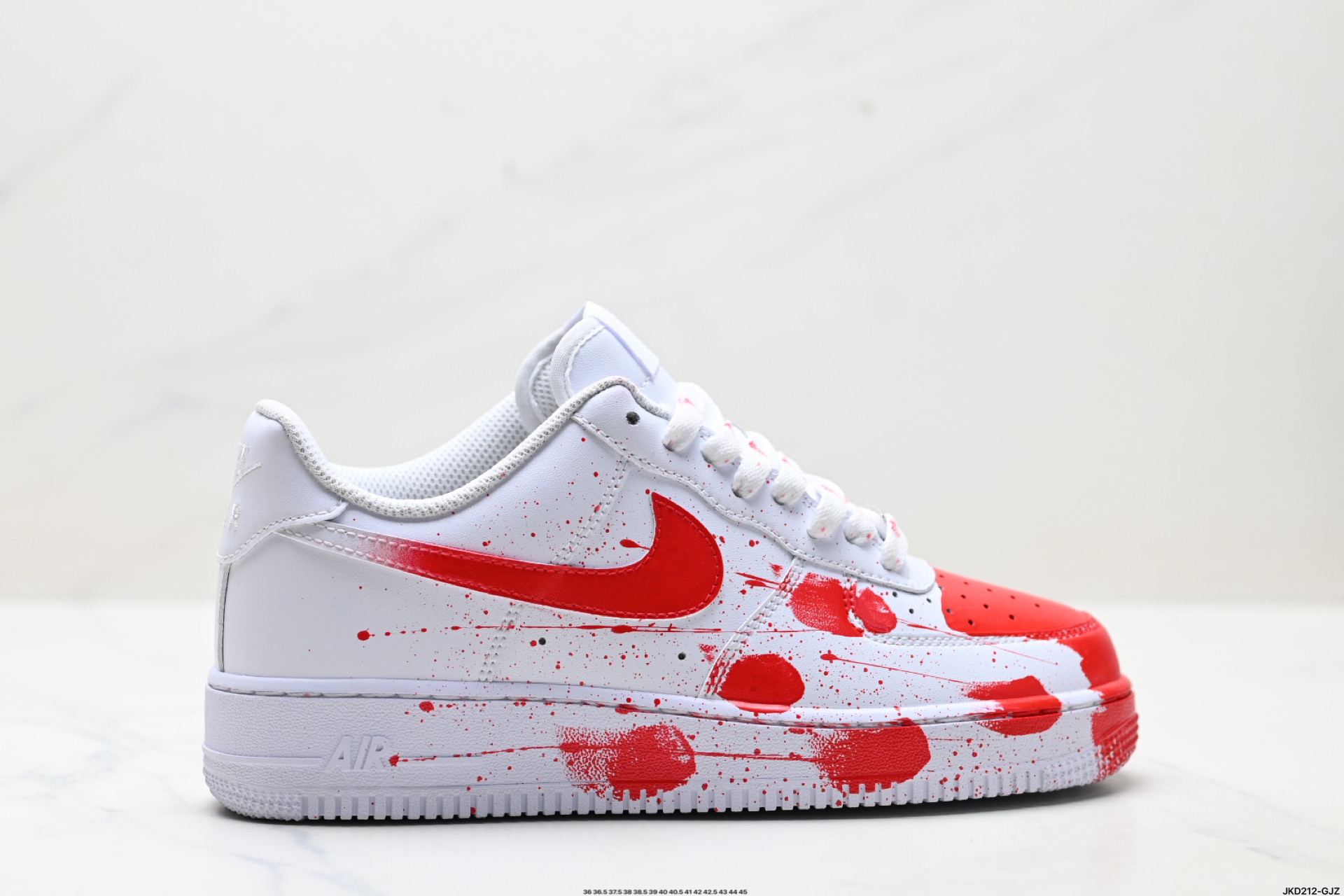 耐克Nike AIR FORCE 1‘07 空军一号低帮百搭休闲运动板鞋 CW2288-111