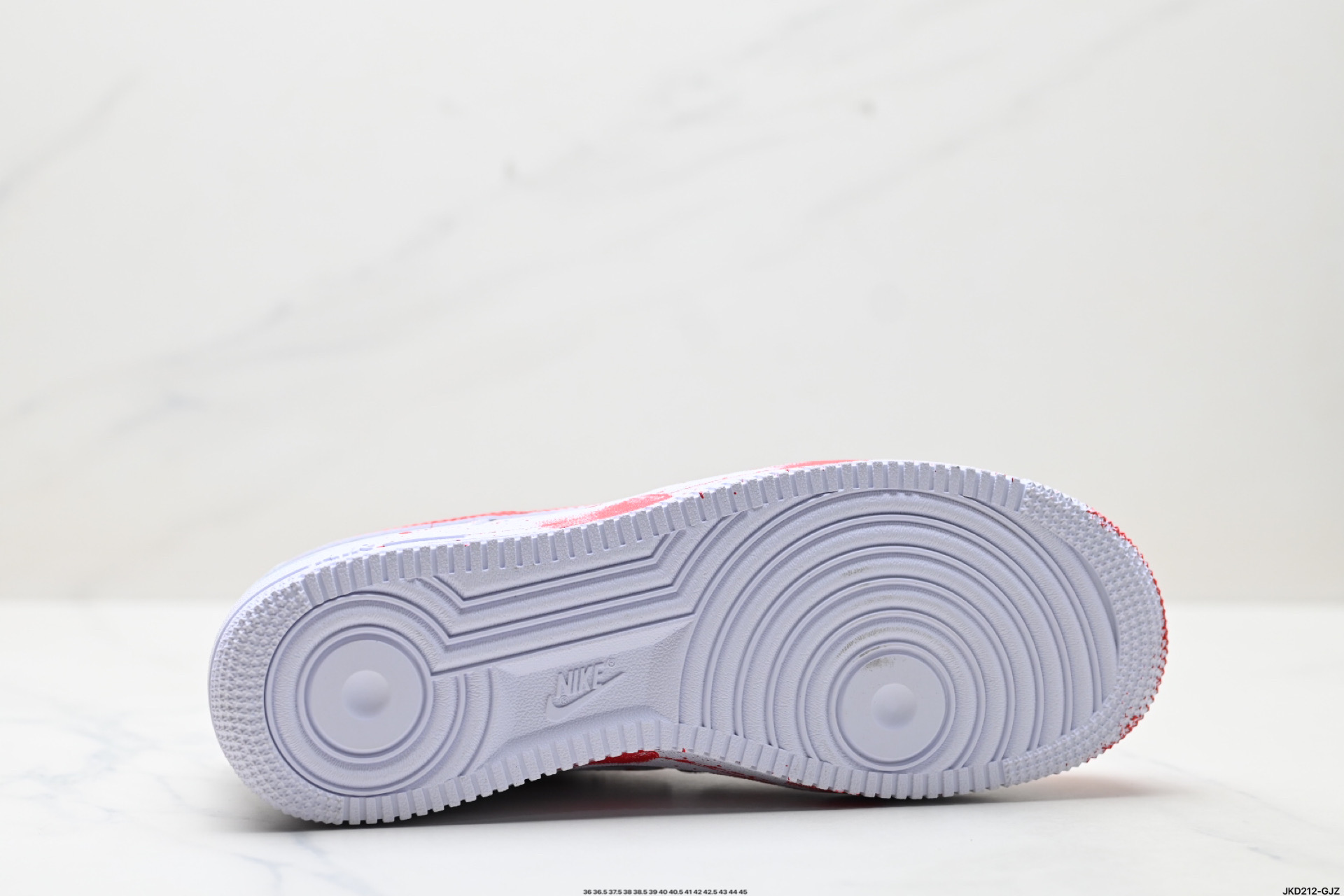 耐克Nike AIR FORCE 1‘07 空军一号低帮百搭休闲运动板鞋 CW2288-111