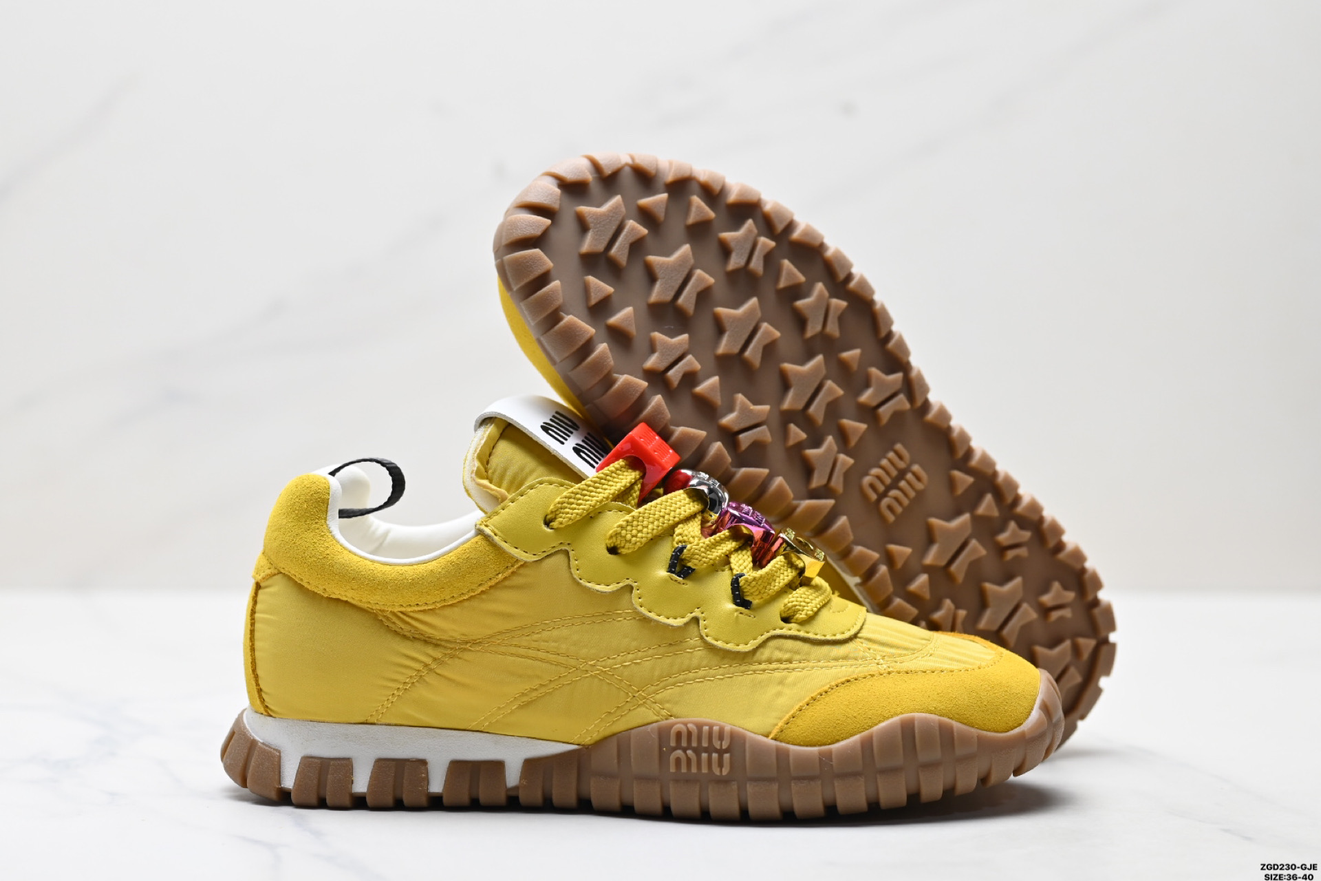 MIU MIU缪缪 绒面革 圆头系带 德训鞋 低帮 生活休闲鞋