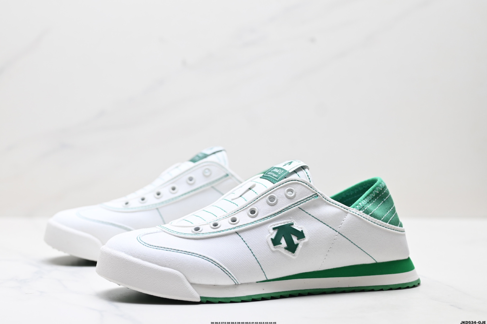 DESCENTE迪桑特CHRON TEMPO REPLICA 系列CHRON复古运动休闲鞋 D5231LSN27