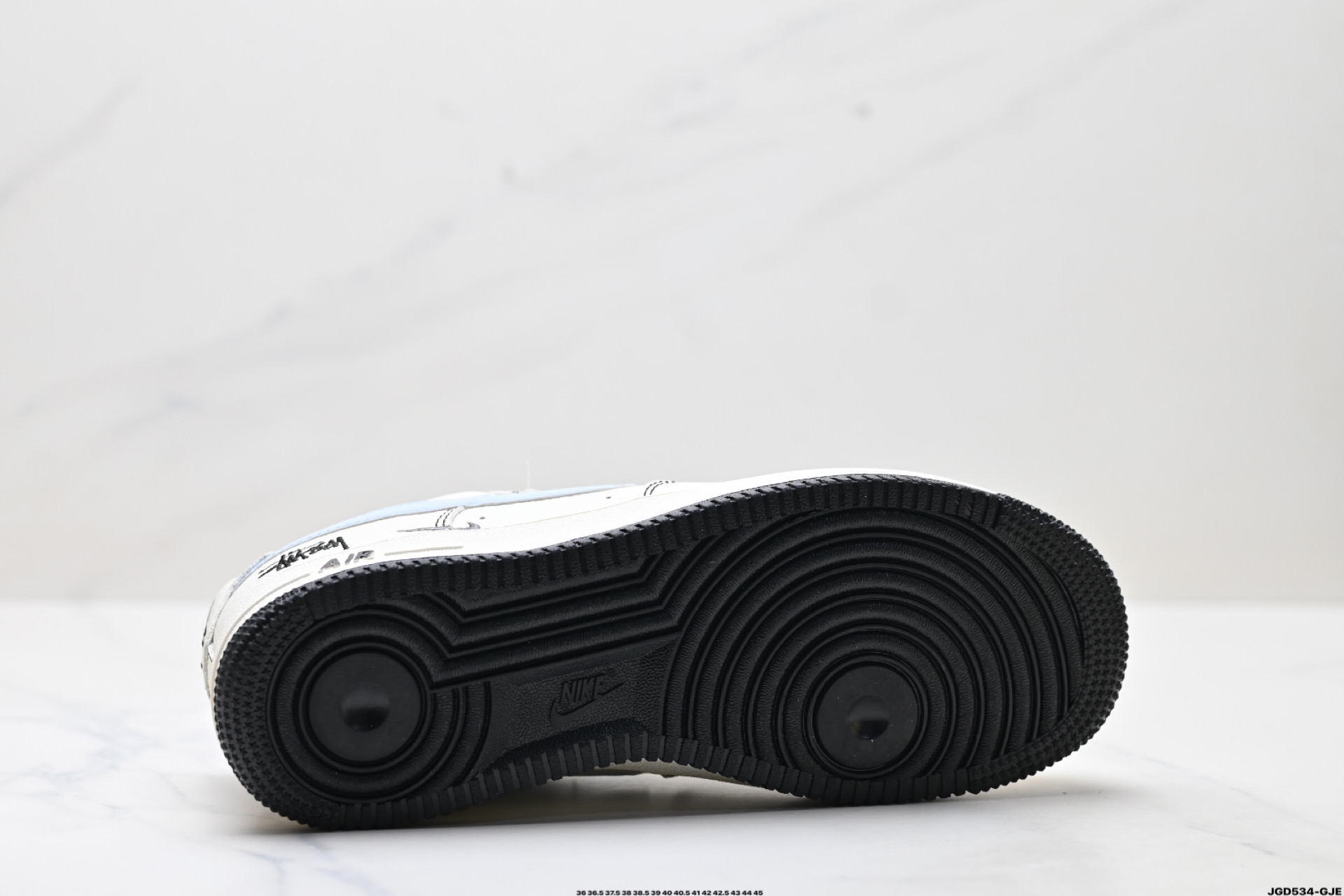 NIKE AIR FORCE 1‘07 LV8  XZ6188-630