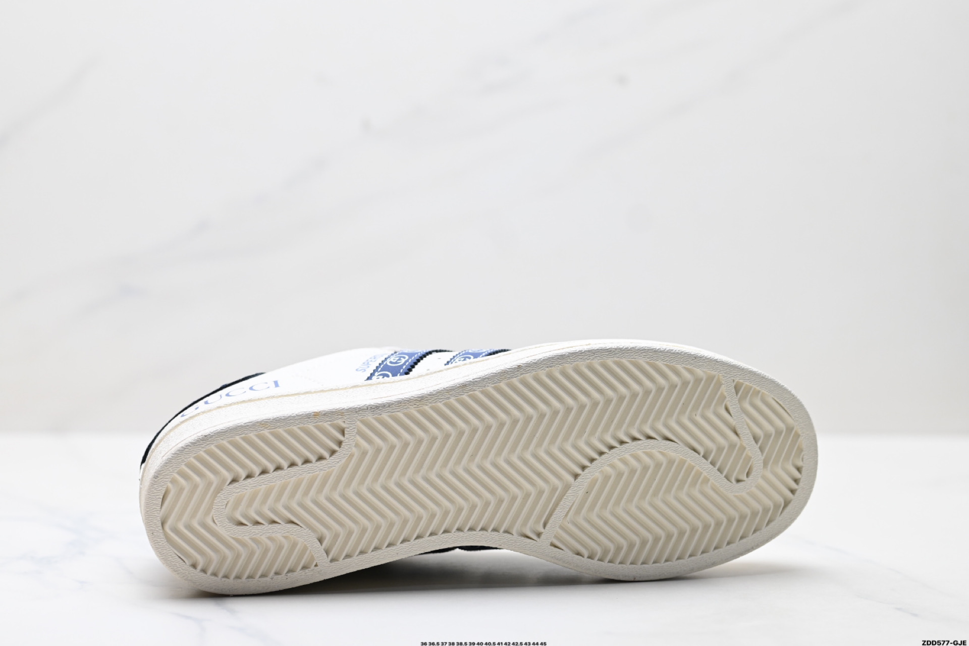 Adidas Originals Superstar 阿迪达斯 三叶草 贝壳头’DIY’系列低帮经典百搭休闲运动板鞋 AD8012-Chinese UA Cheap High Quatity Brand Clothes Bags handbags Sneakers wholesale wholesaler seller from China Factory suppliers Fashion Clothing Shoes best Quality Beautiful Price Adidas Originals Superstar 阿迪达斯 三叶草 贝壳头’DIY’系列低帮经典百搭休闲运动板鞋 AD8012