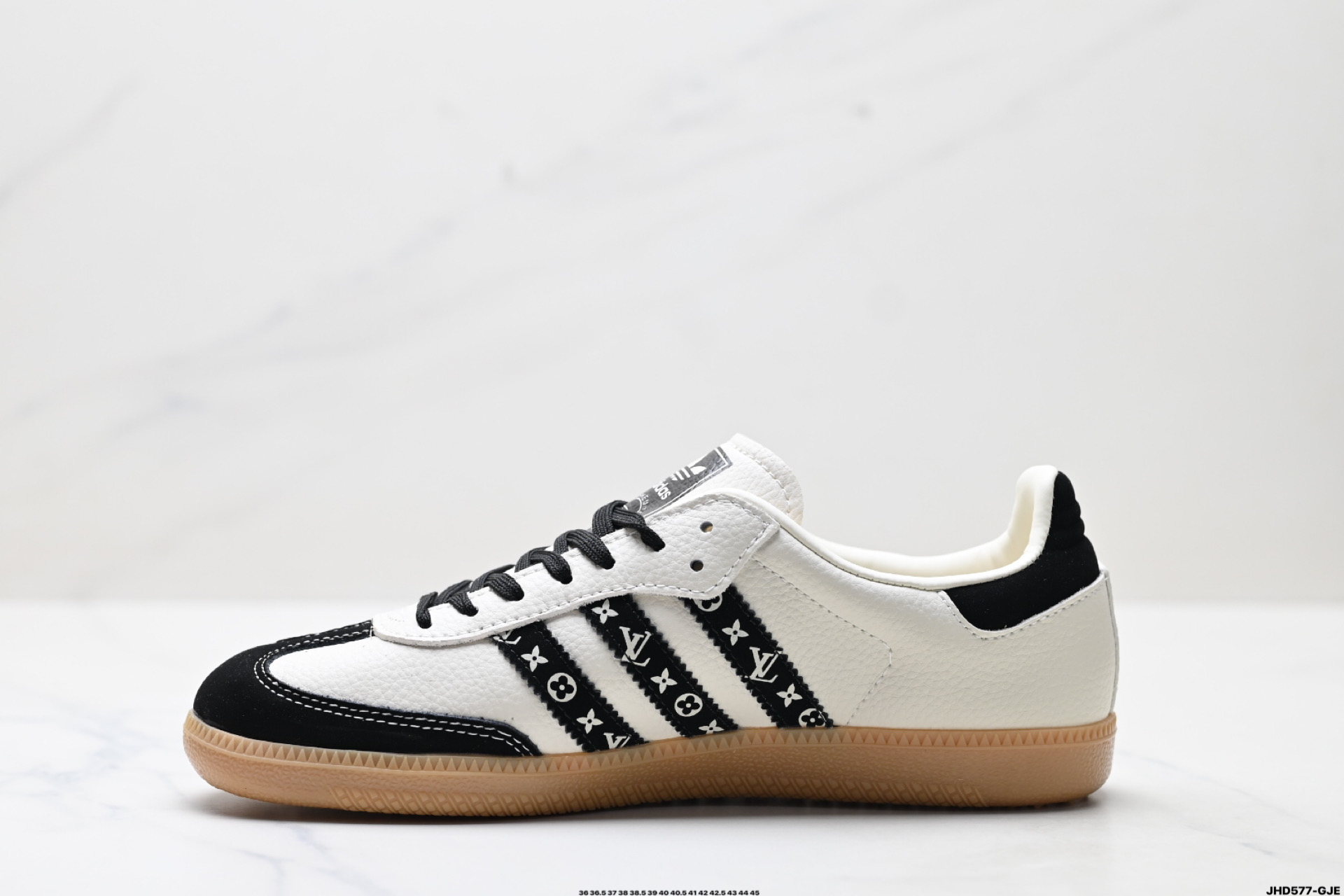 Adidas Originals Samba OG ‘DIY’桑巴舞系列 阿迪达斯 三叶草绅士德训足球风百搭低帮休闲运动板鞋  DX0003