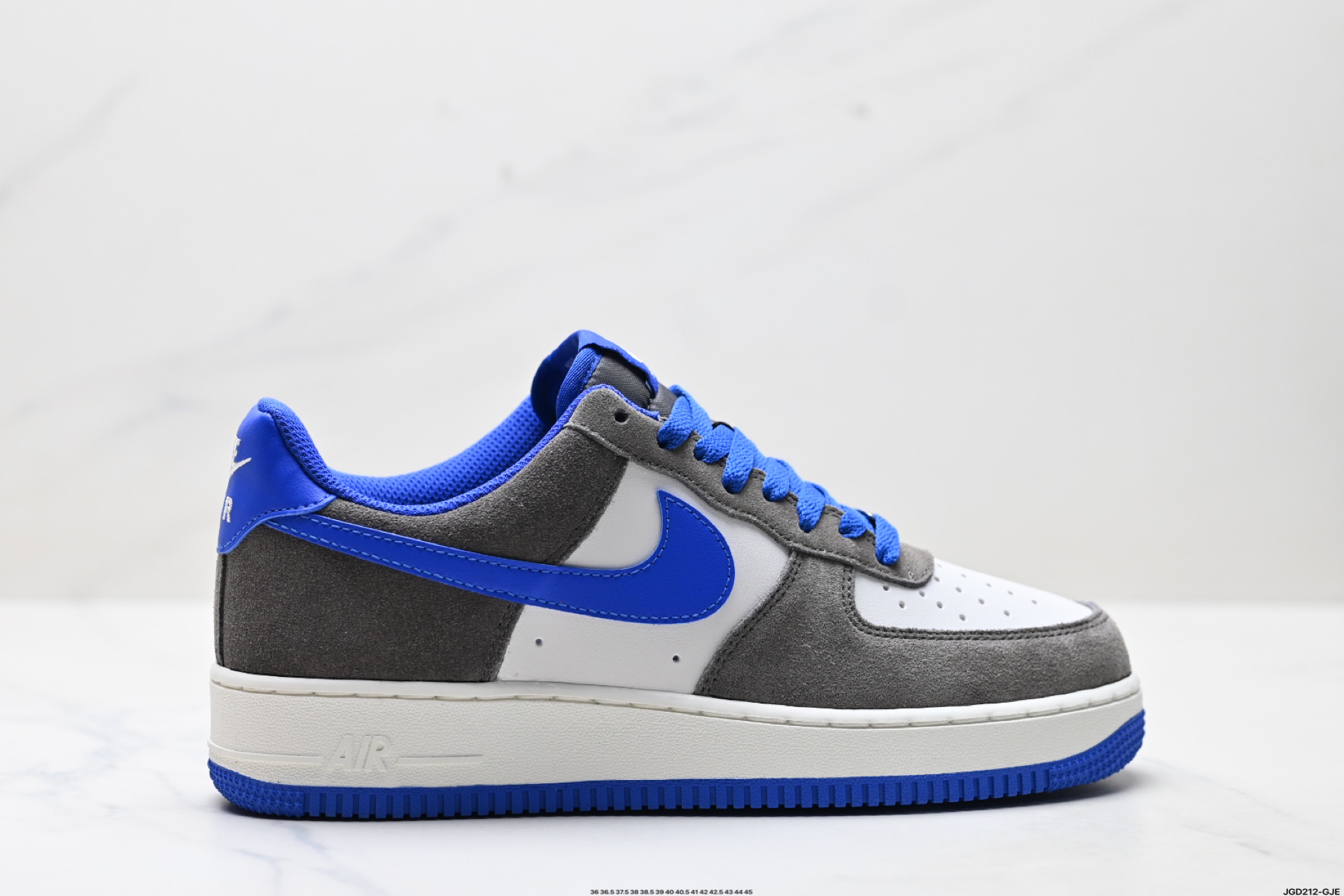 NIKE AIR FORCE 1‘07 LV8  FQ8714-200