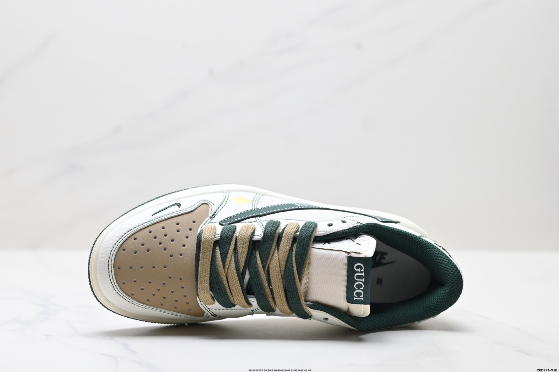 Nike Air Jordan 1 x Travis Scott AJ1倒勾 乔一倒钩 ‘DIY’定制 耐克 低帮文化篮球鞋 XZ5749-006