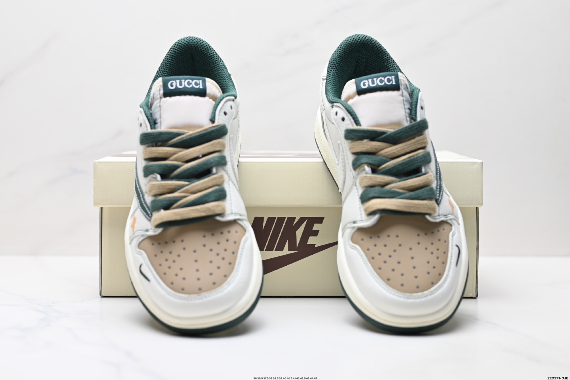 Nike Air Jordan 1 x Travis Scott AJ1倒勾 乔一倒钩 ‘DIY’定制 耐克 低帮文化篮球鞋 XZ5749-006