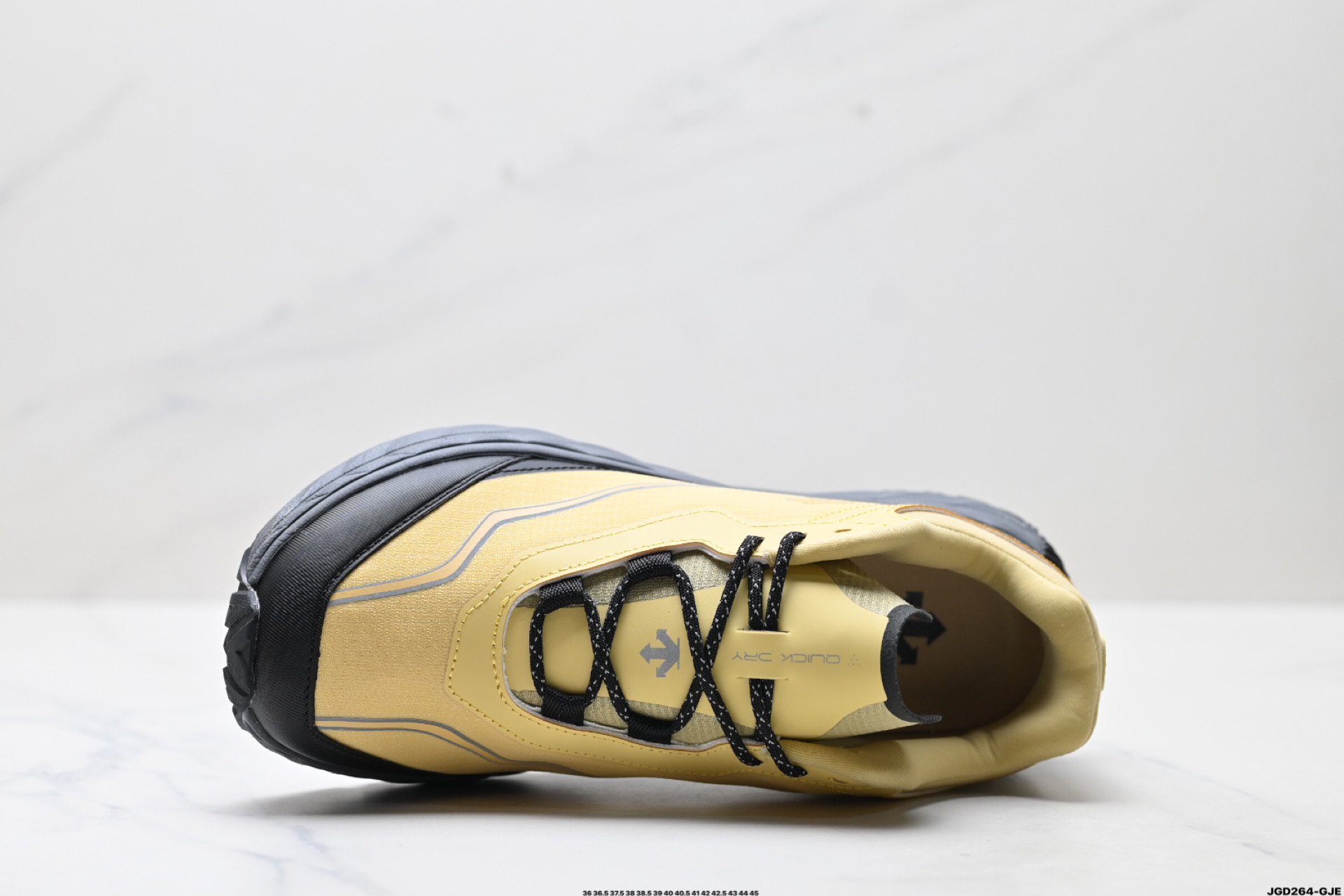 迪桑特DESCENTE Terrain D 舒适 防滑耐磨 低帮 生活休闲鞋 SQ123LCR34