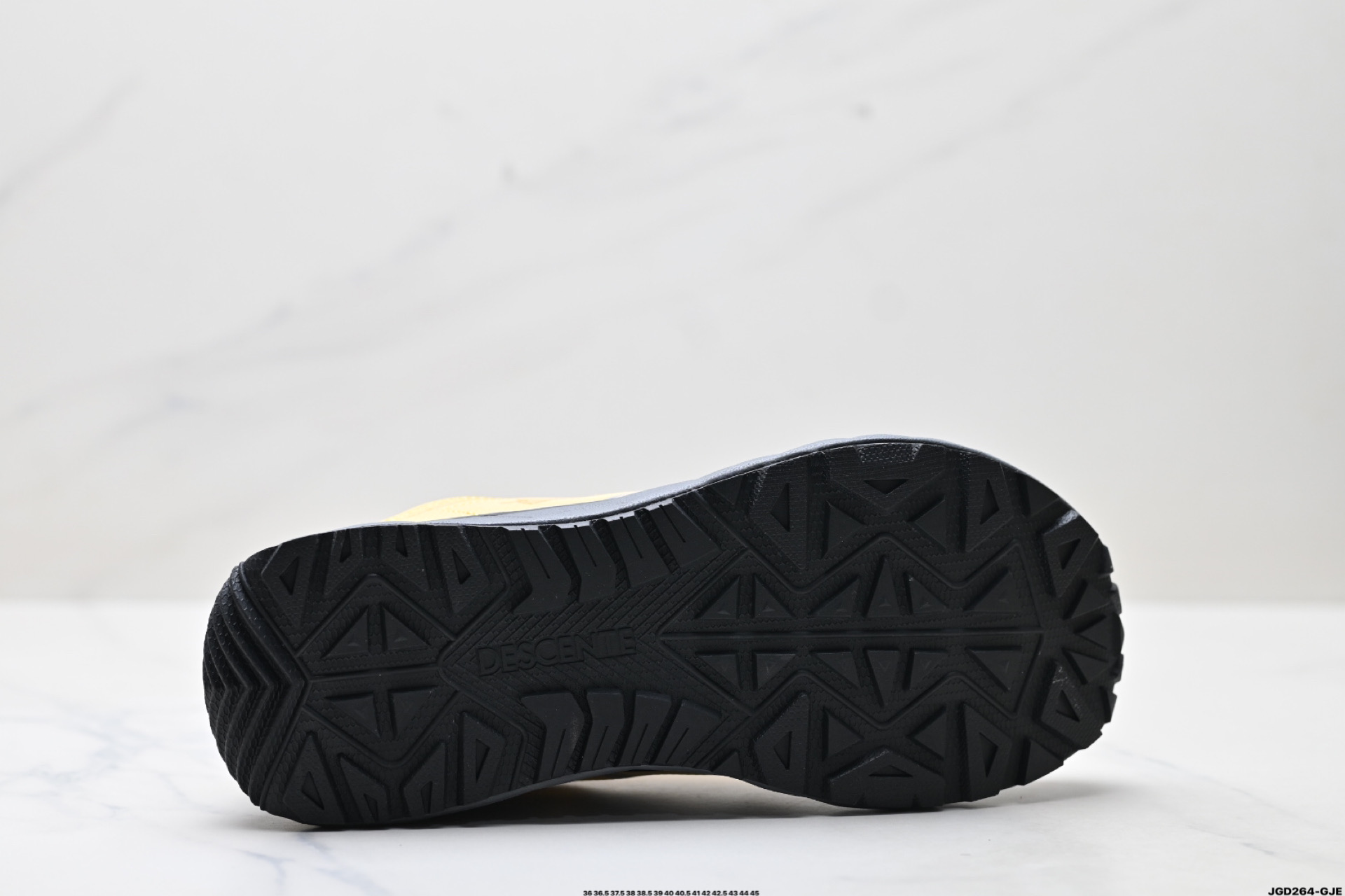 迪桑特DESCENTE Terrain D 舒适 防滑耐磨 低帮 生活休闲鞋 SQ123LCR34