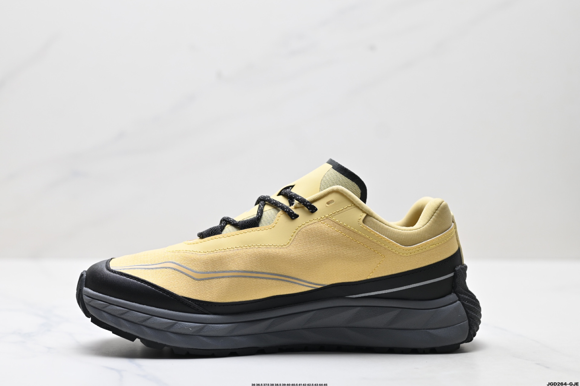 迪桑特DESCENTE Terrain D 舒适 防滑耐磨 低帮 生活休闲鞋 SQ123LCR34