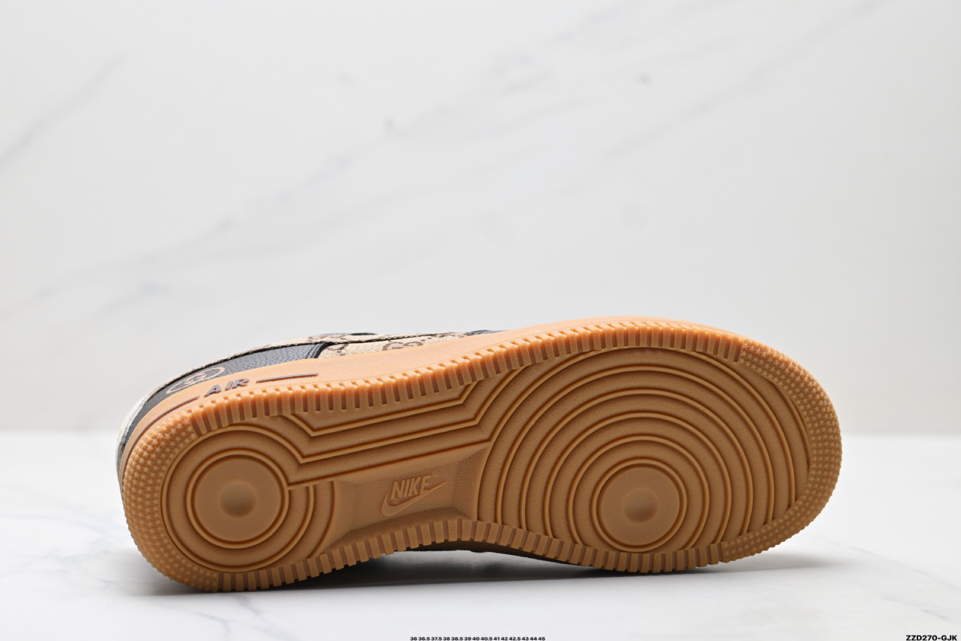 NIKE AIR FORCE 1‘07 LV8  LW9279-004