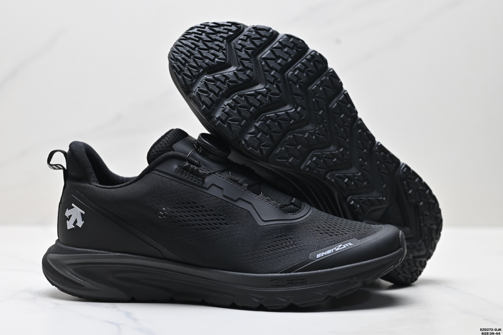 纯原迪桑特 DESCENTE EASE AIR WIREBOA 简约舒适减震回弹 D5231RRN22-BK 纯原迪桑特 DESCENTE EASE AIR WIREBOA 简约舒适减震回弹 D5231RRN22-BK