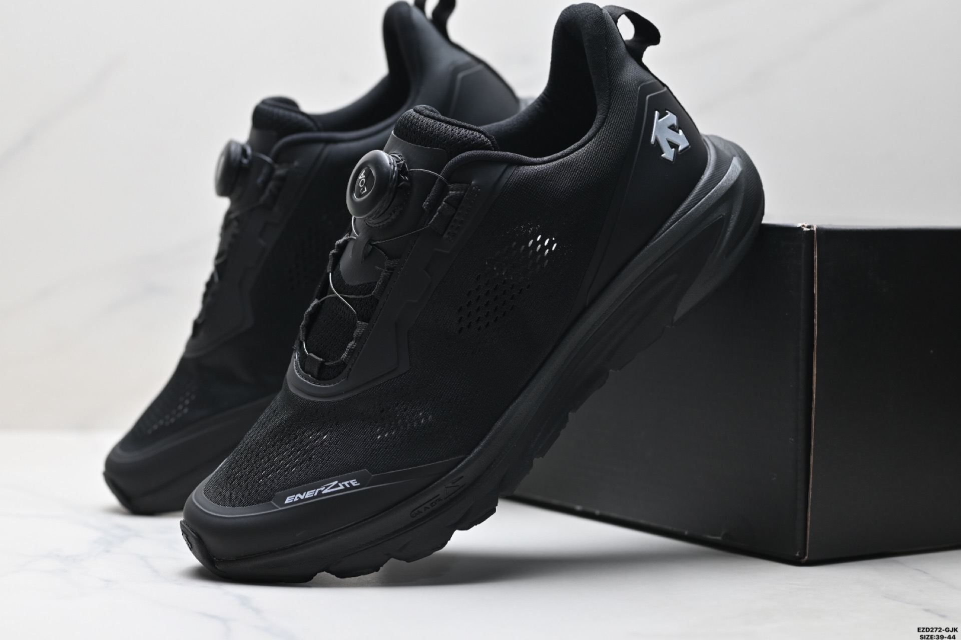 纯原迪桑特 DESCENTE EASE AIR WIREBOA 简约舒适减震回弹 D5231RRN22-BK 纯原迪桑特 DESCENTE EASE AIR WIREBOA 简约舒适减震回弹 D5231RRN22-BK