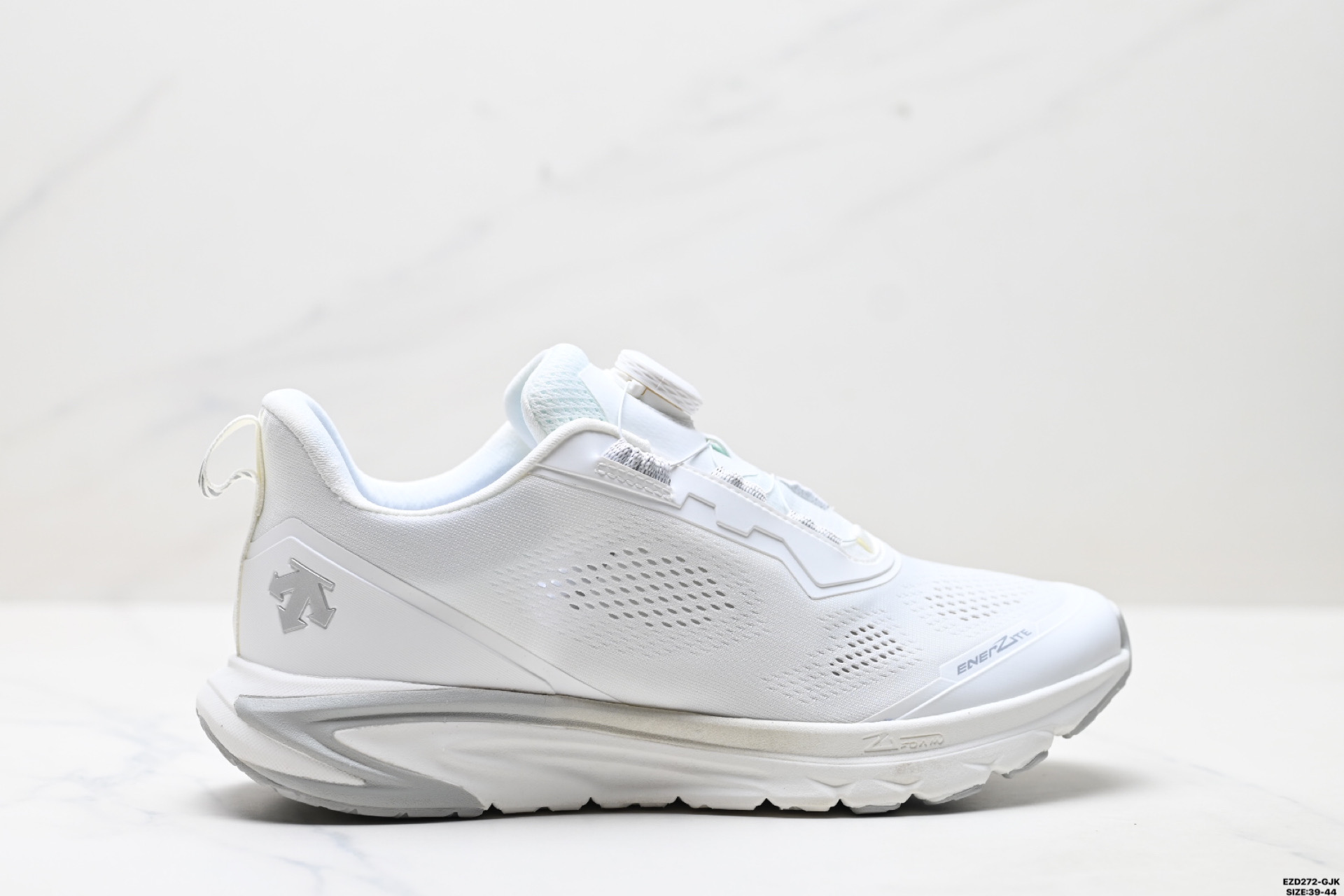 纯原迪桑特 DESCENTE EASE AIR WIREBOA 简约舒适减震回弹 D5231RRN22-BK 纯原迪桑特 DESCENTE EASE AIR WIREBOA 简约舒适减震回弹 D5231RRN22-BK