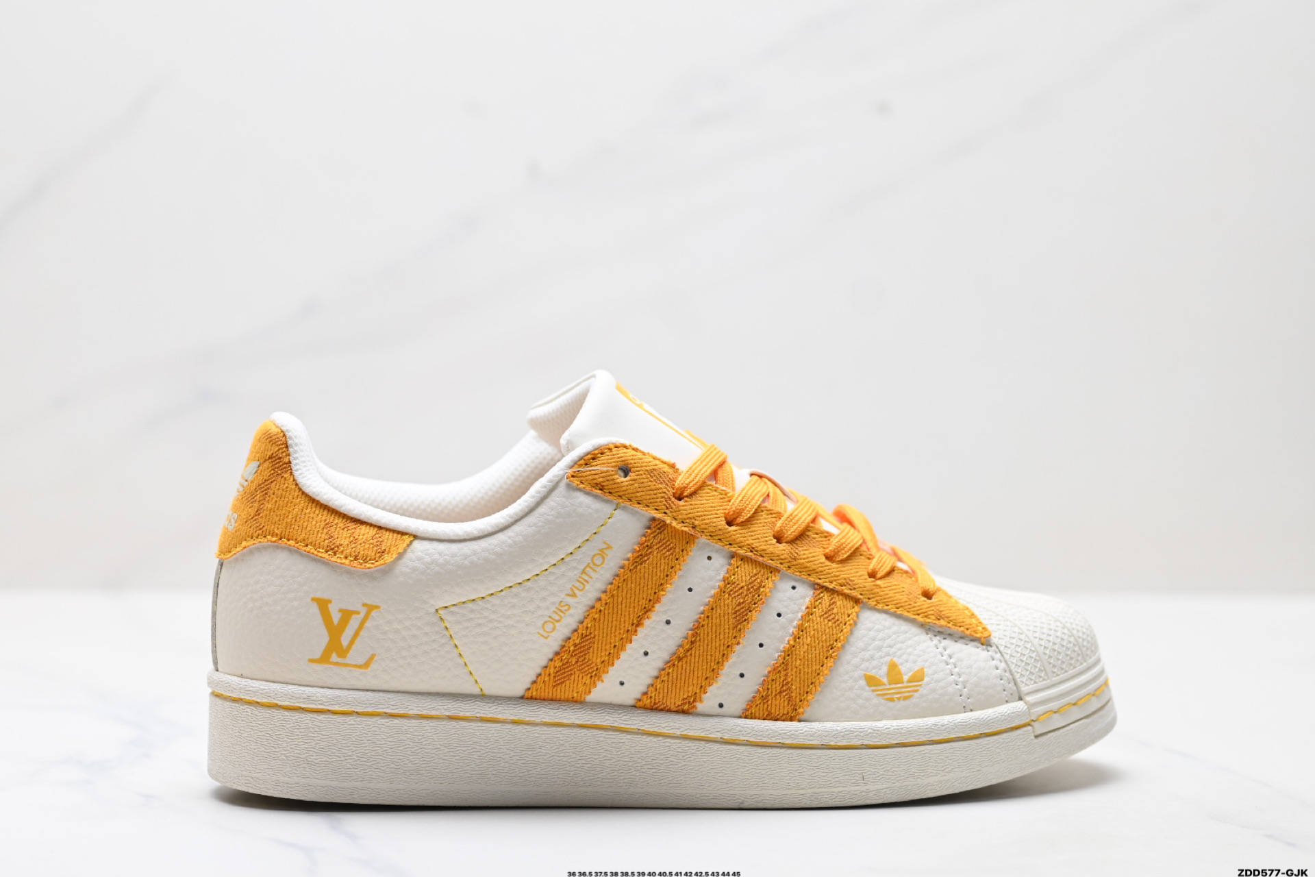 Adidas Originals Superstar 阿迪达斯 三叶草 贝壳头’DIY’系列低帮经典百搭休闲运动板鞋 SD6817 Adidas Originals Superstar 阿迪达斯 三叶草 贝壳头’DIY’系列低帮经典百搭休闲运动板鞋 SD6817
