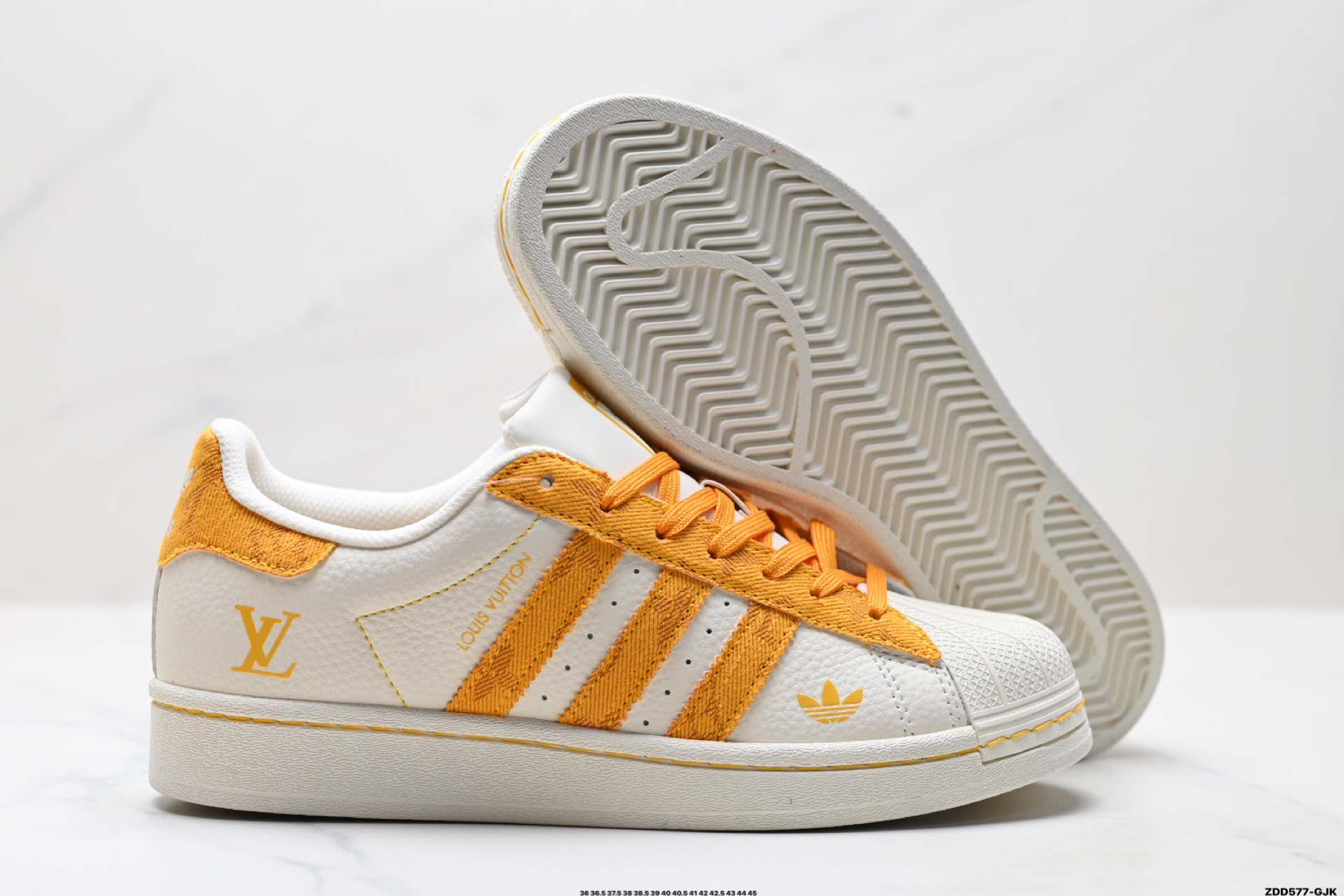 Adidas Originals Superstar 阿迪达斯 三叶草 贝壳头’DIY’系列低帮经典百搭休闲运动板鞋 SD6817 Adidas Originals Superstar 阿迪达斯 三叶草 贝壳头’DIY’系列低帮经典百搭休闲运动板鞋 SD6817