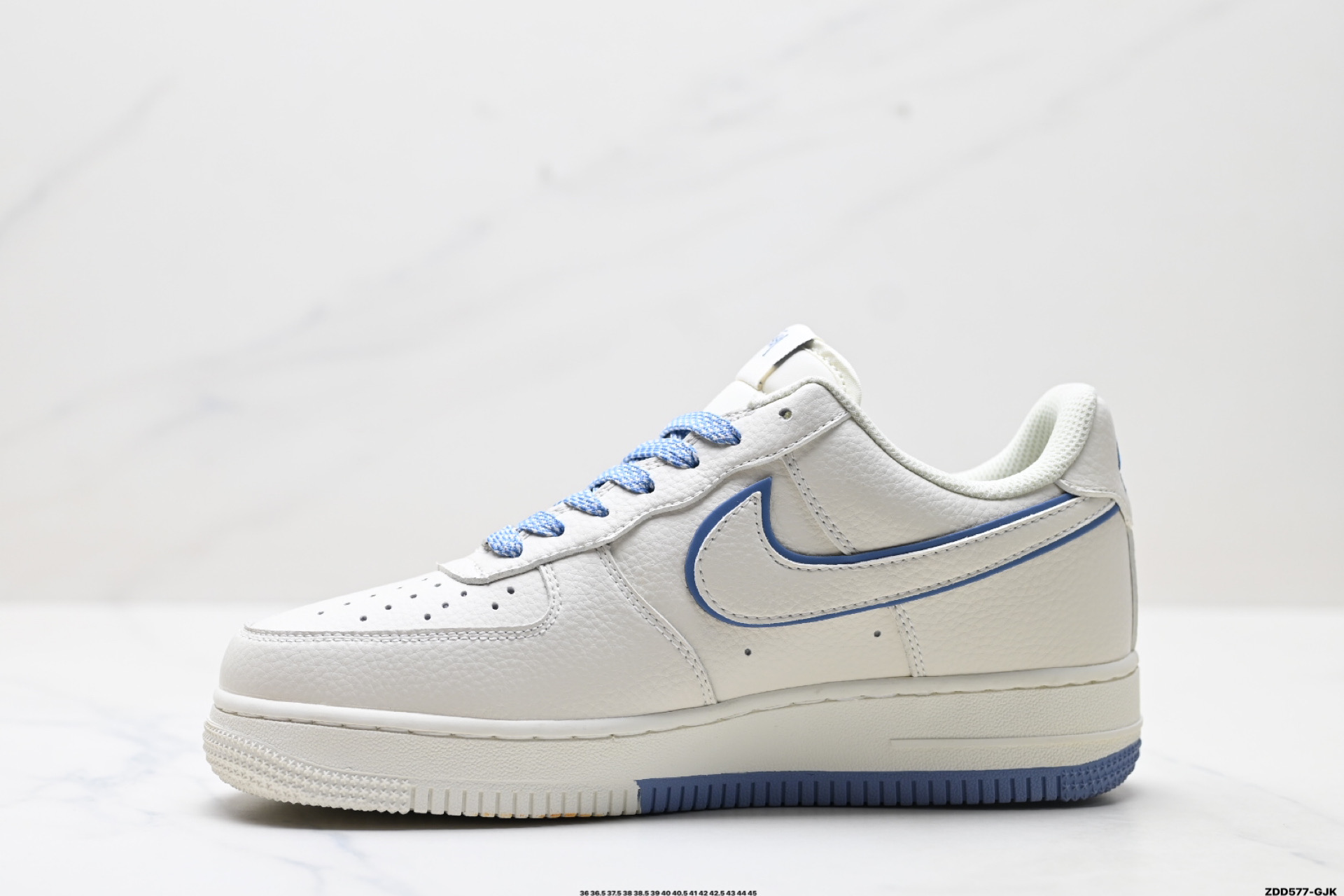 NIKE AIR FORCE 1‘07 LV8  CS5288-019