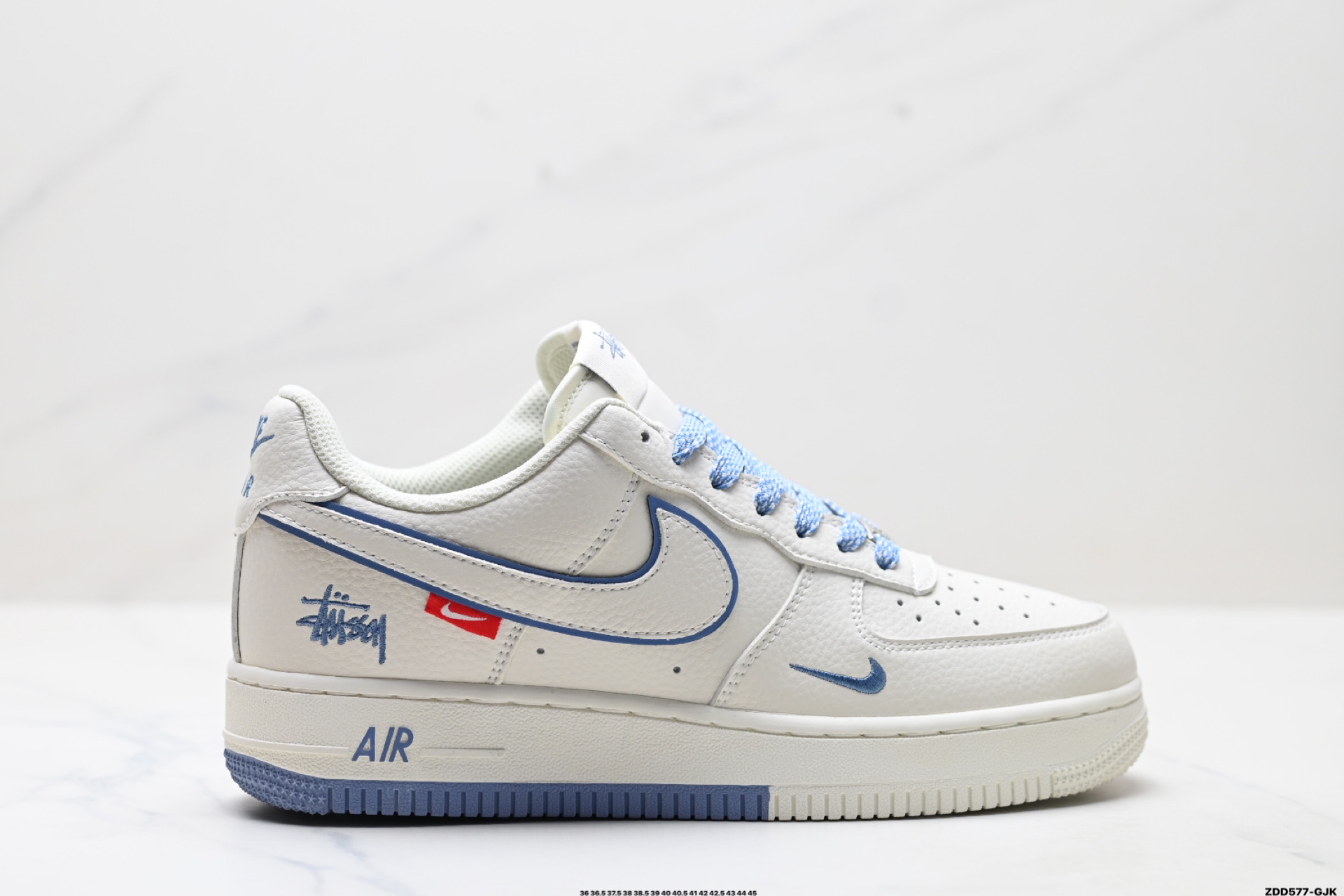 NIKE AIR FORCE 1‘07 LV8  CS5288-019