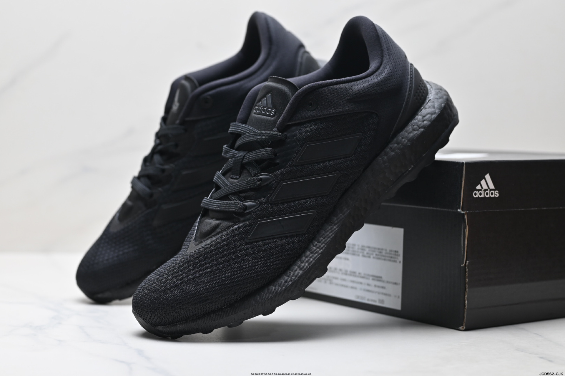 阿迪达斯Adidas Pureboost Select爆米花缓震中底跑步鞋  GW3501