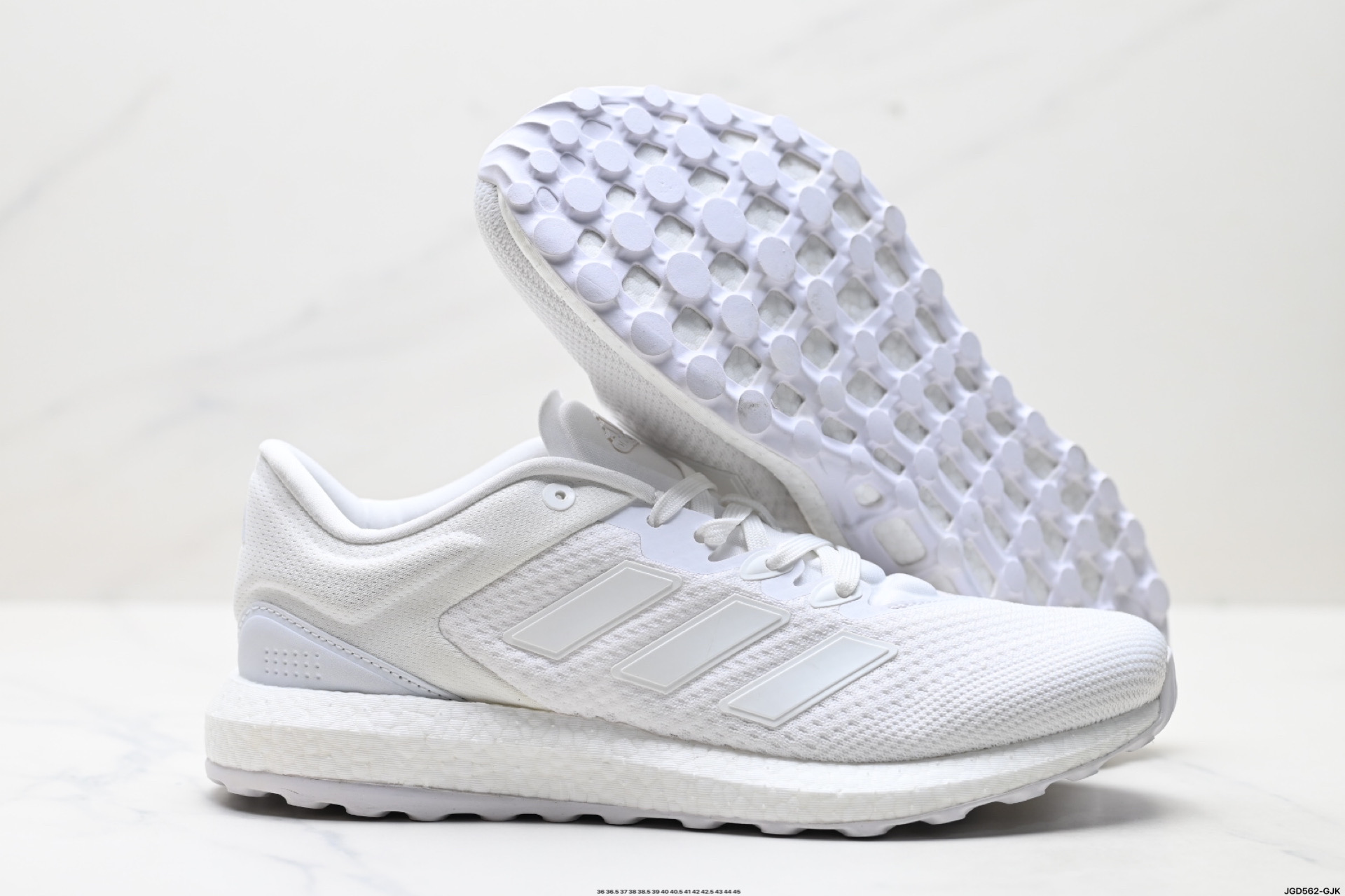 阿迪达斯Adidas Pureboost Select爆米花缓震中底跑步鞋  GW3501