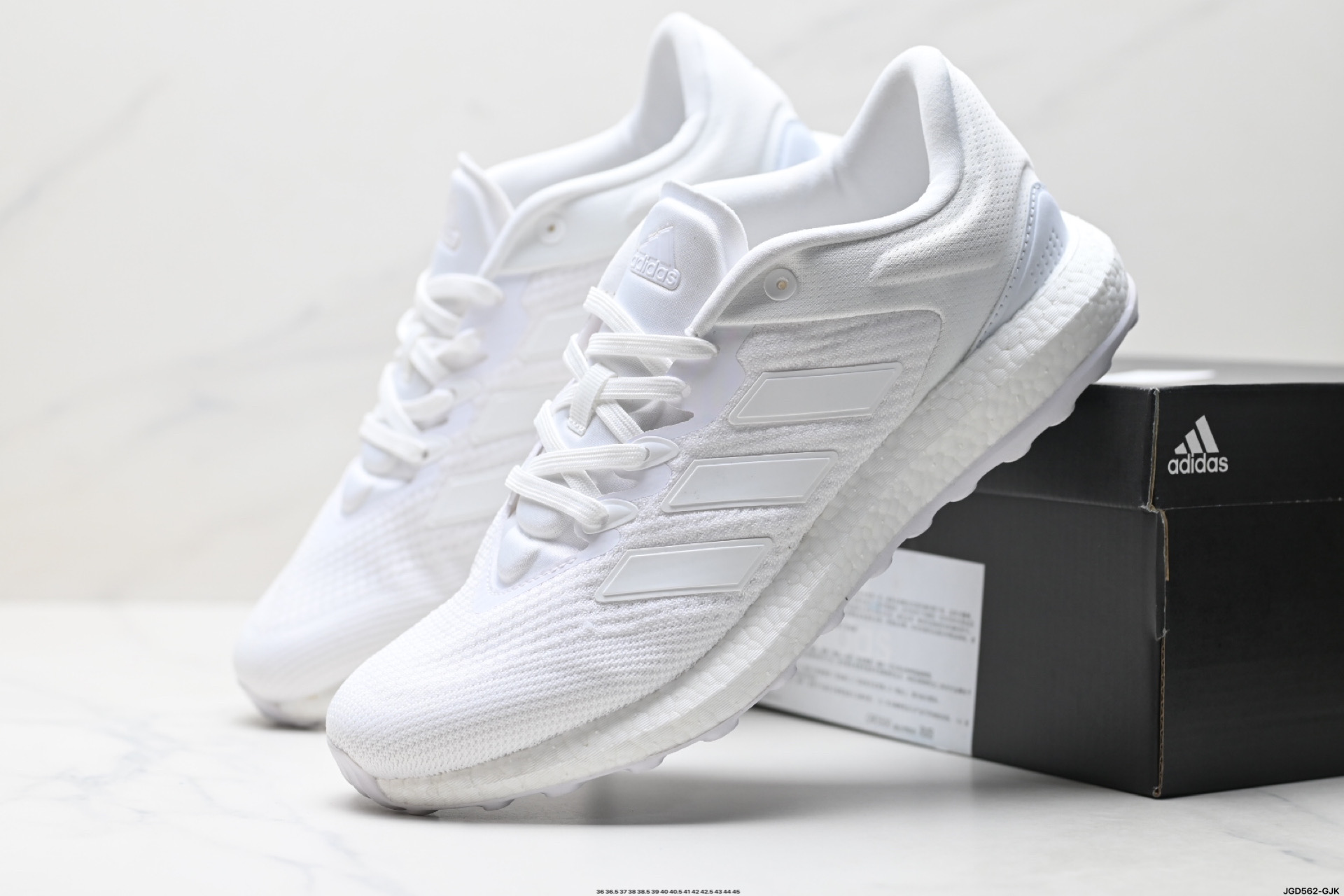 阿迪达斯Adidas Pureboost Select爆米花缓震中底跑步鞋  GW3501