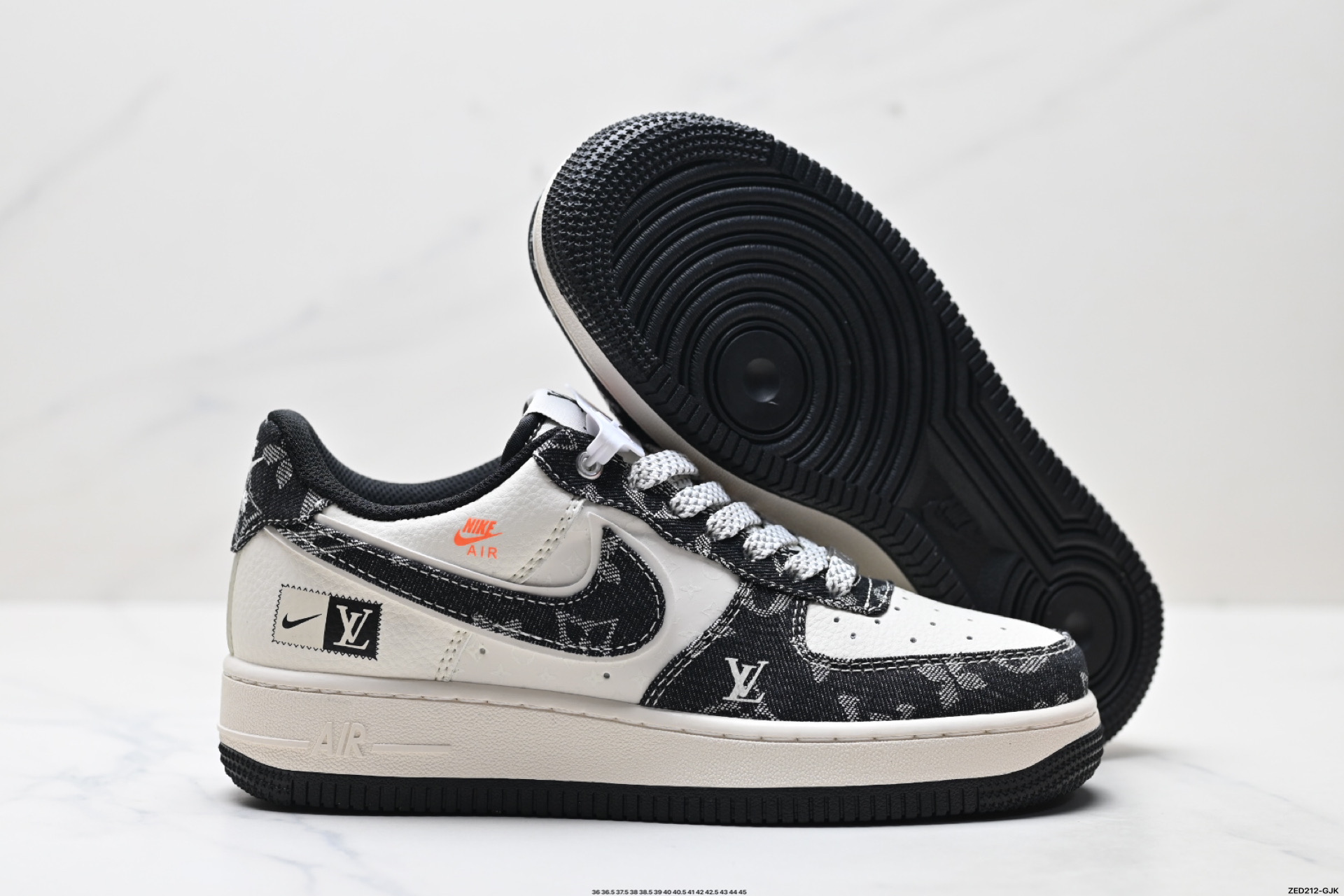 NIKE AIR FORCE 1‘07 LV8 YX5066-353