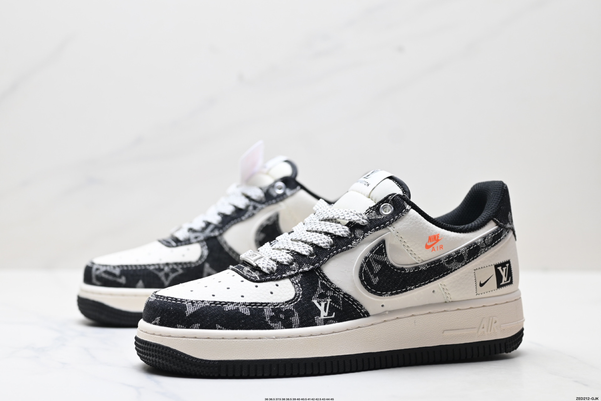 NIKE AIR FORCE 1‘07 LV8 YX5066-353