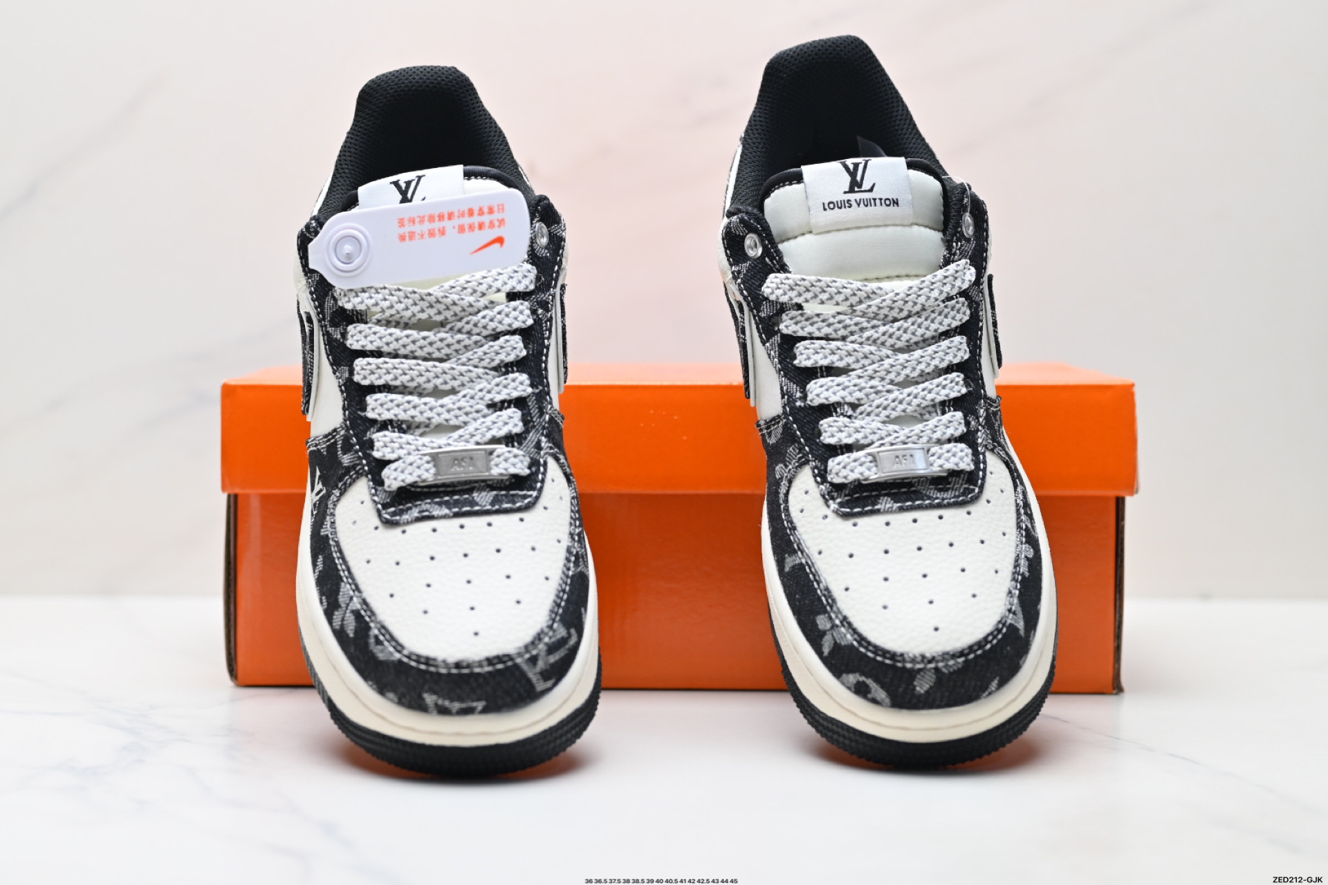 NIKE AIR FORCE 1‘07 LV8 YX5066-353