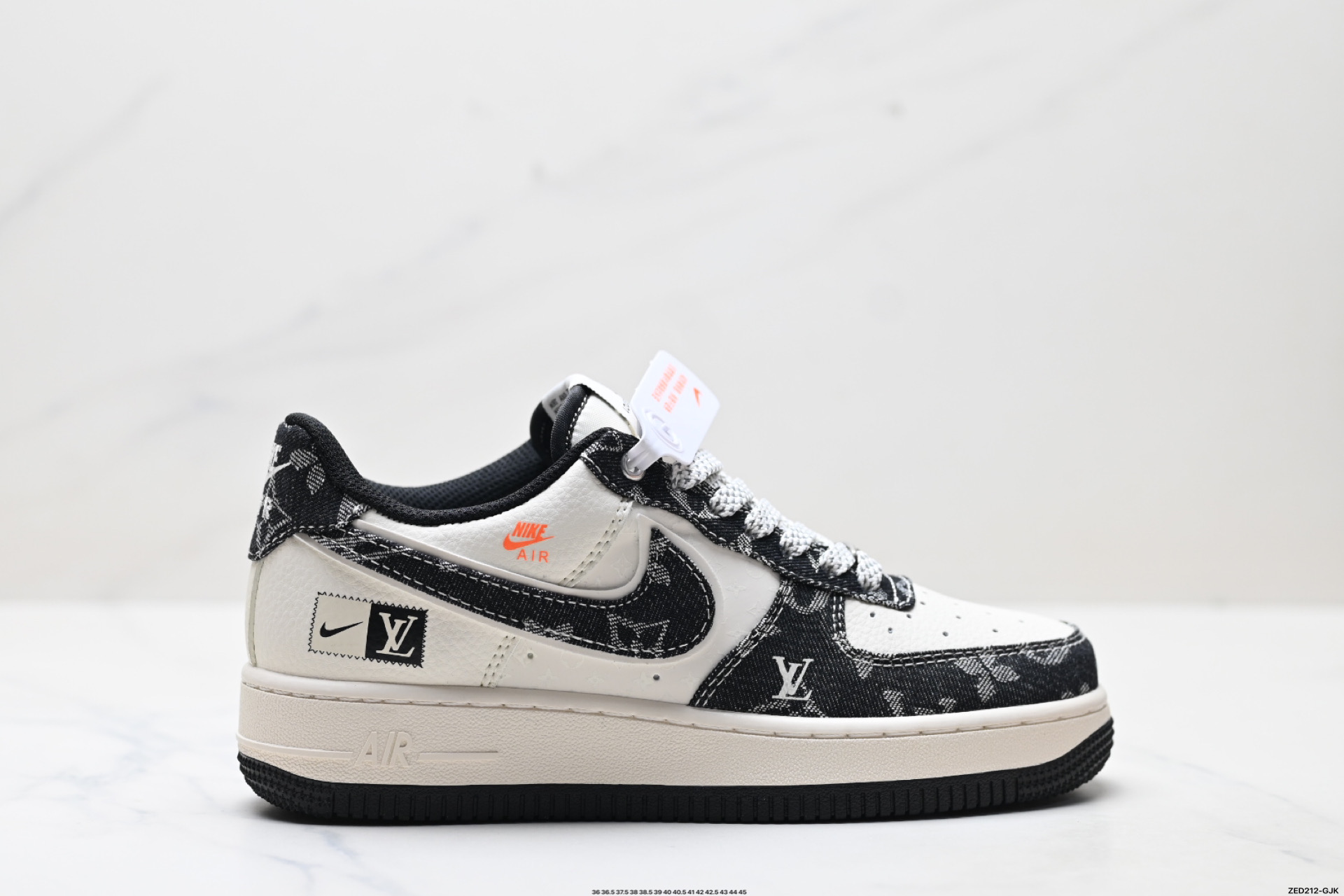 NIKE AIR FORCE 1‘07 LV8 YX5066-353
