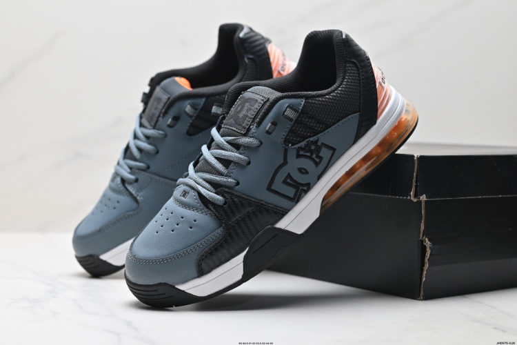 DC Shoes Versatile: Leather Low-Top Sneakers for Men - Style & Comfort 1 DC Shoes Versatile: Leather Low-Top Sneakers for Men – Style & Comfort