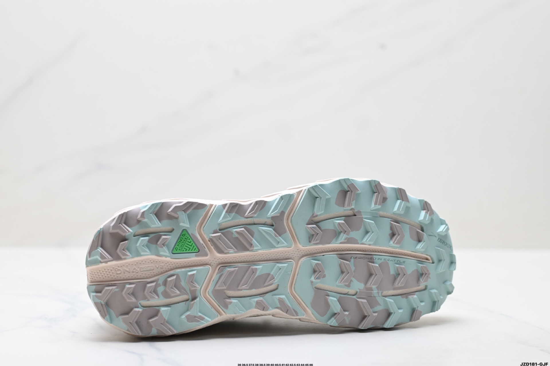 Brooks Cascadia 17: Comodidad, Durabilidad y Estilo para Correr al Aire Libre 10 i1749916993735 5572 0 8