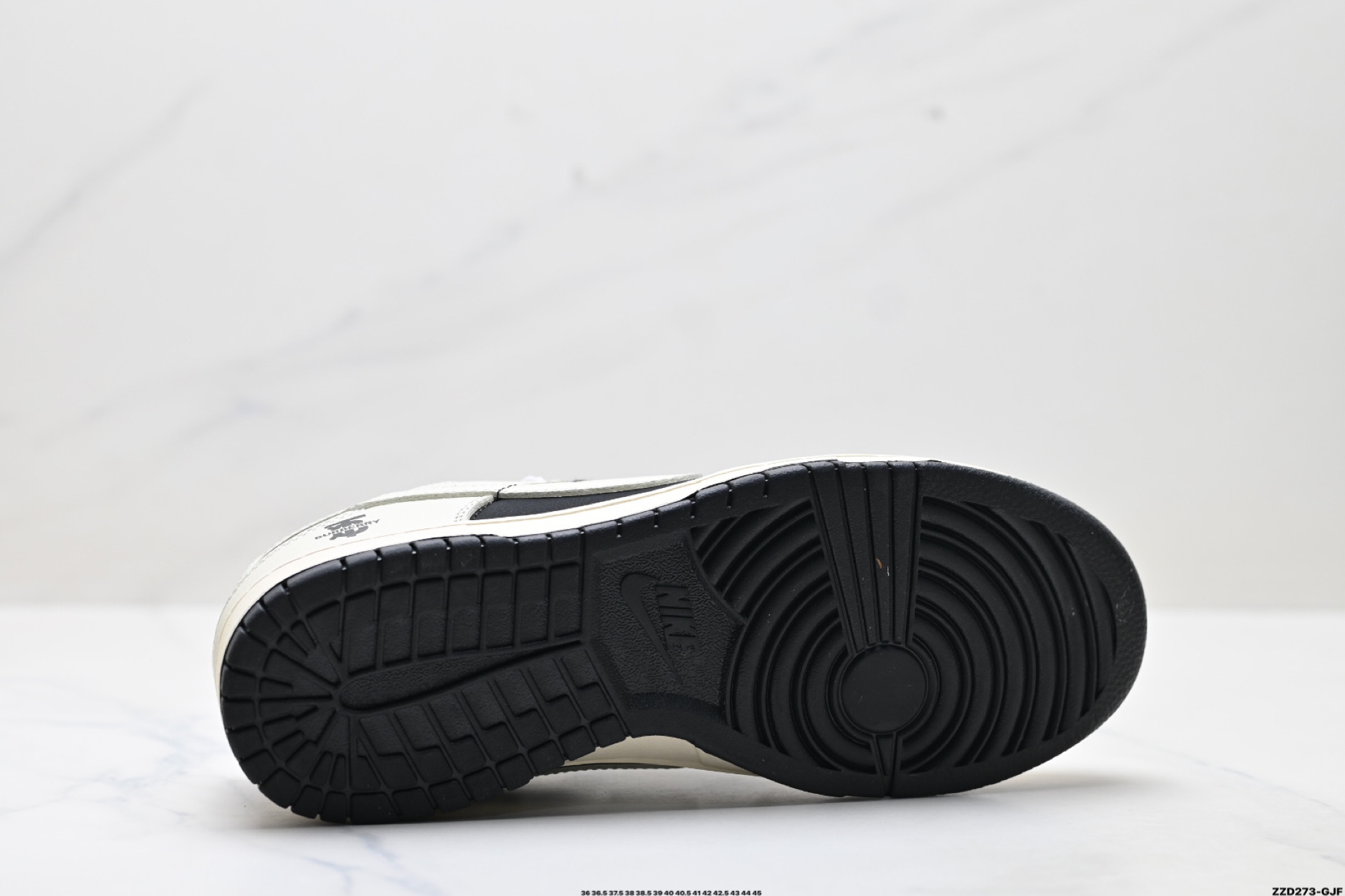 Nike Dunk Low Retro ‘DIY高端定制’耐克 低帮休闲运动板鞋 XD1588-218-莆田鞋,莆田鞋货源,高仿鞋,高仿鞋货源,安福档口,莆田高仿鞋,莆田鞋批发,高仿鞋批发,莆田高仿运动鞋,高仿运动鞋,莆田运动鞋 Nike Dunk Low Retro ‘DIY高端定制’耐克 低帮休闲运动板鞋 XD1588-218