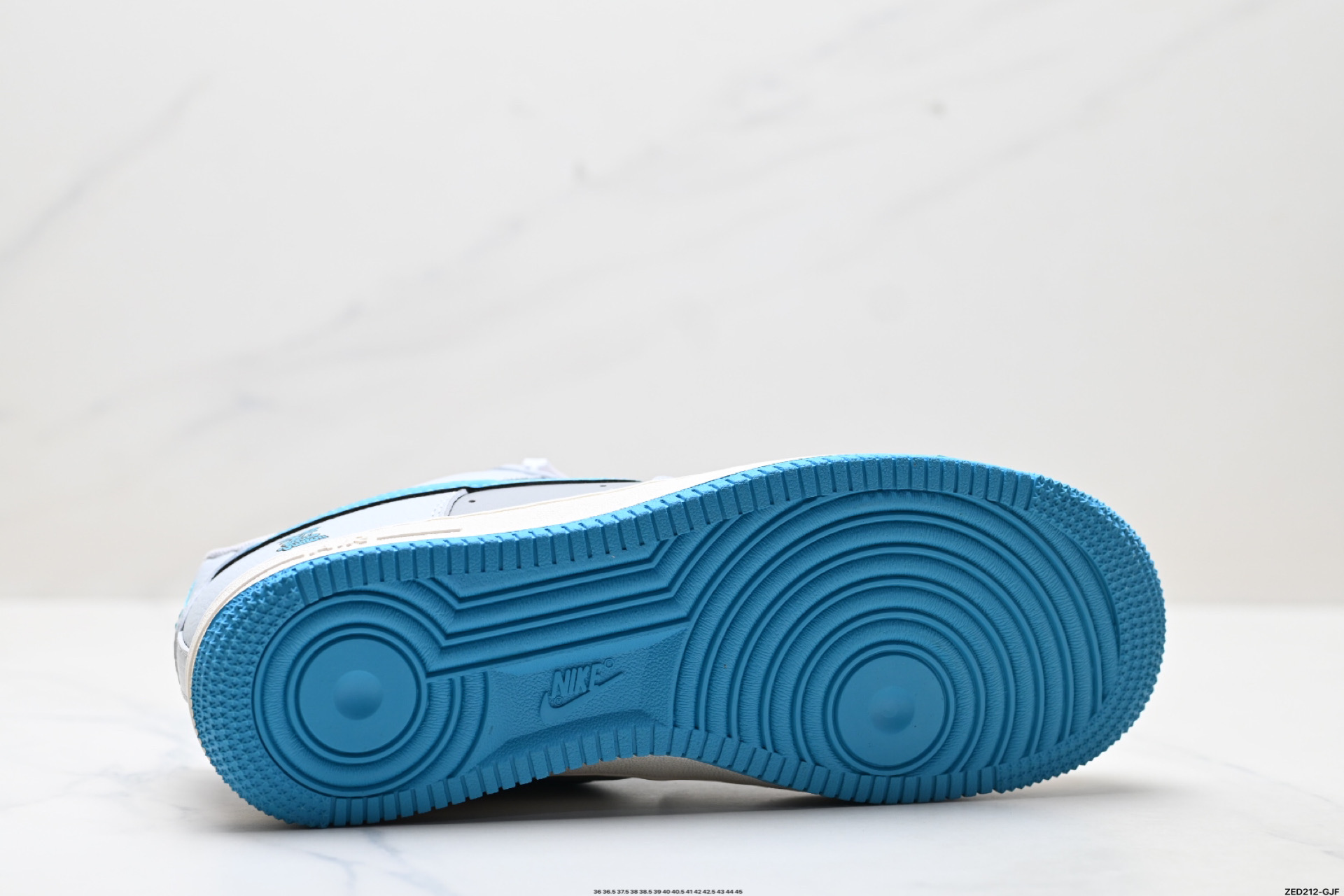 NIKE AIR FORCE 1‘07  JJ2508-704