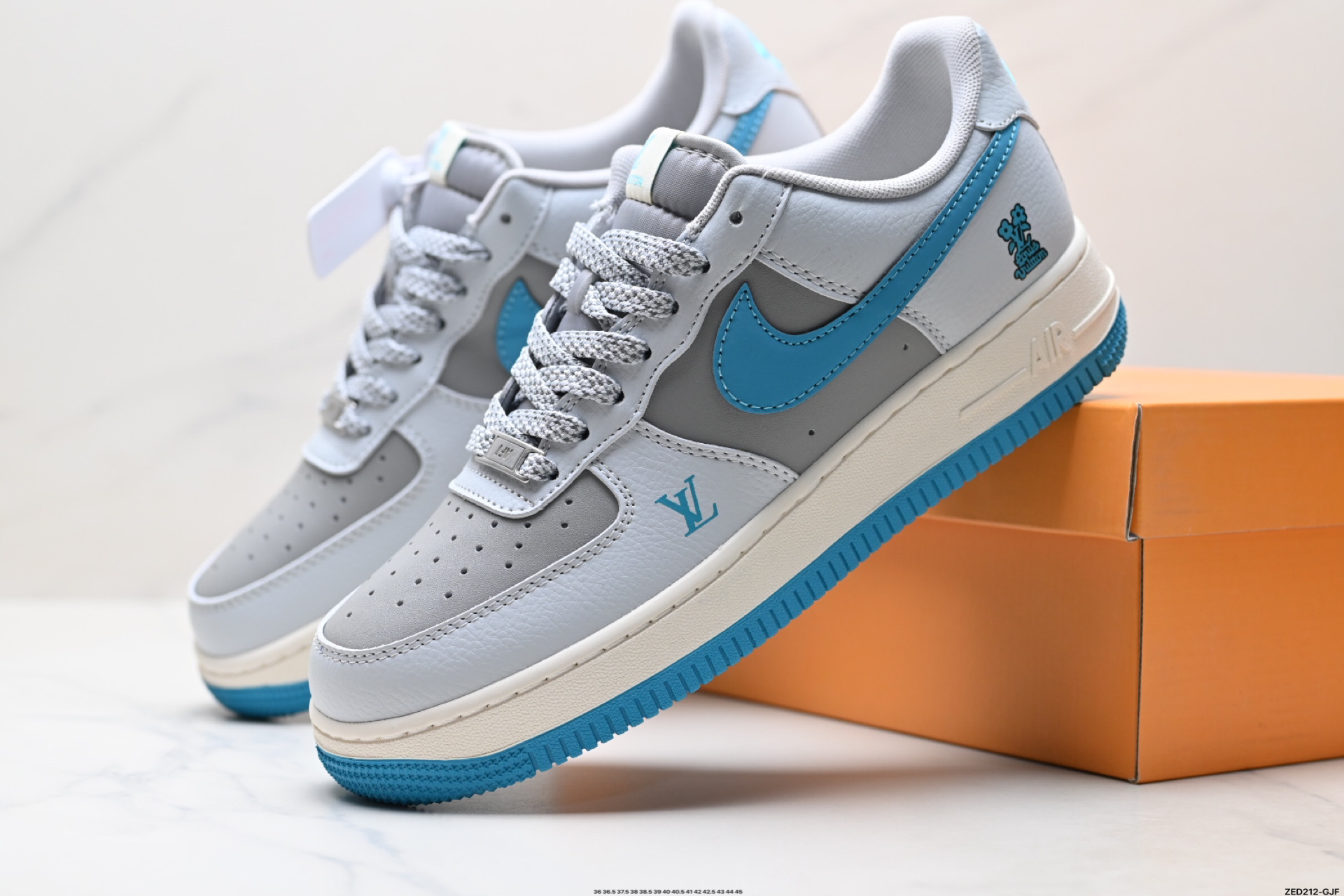 NIKE AIR FORCE 1‘07  JJ2508-704