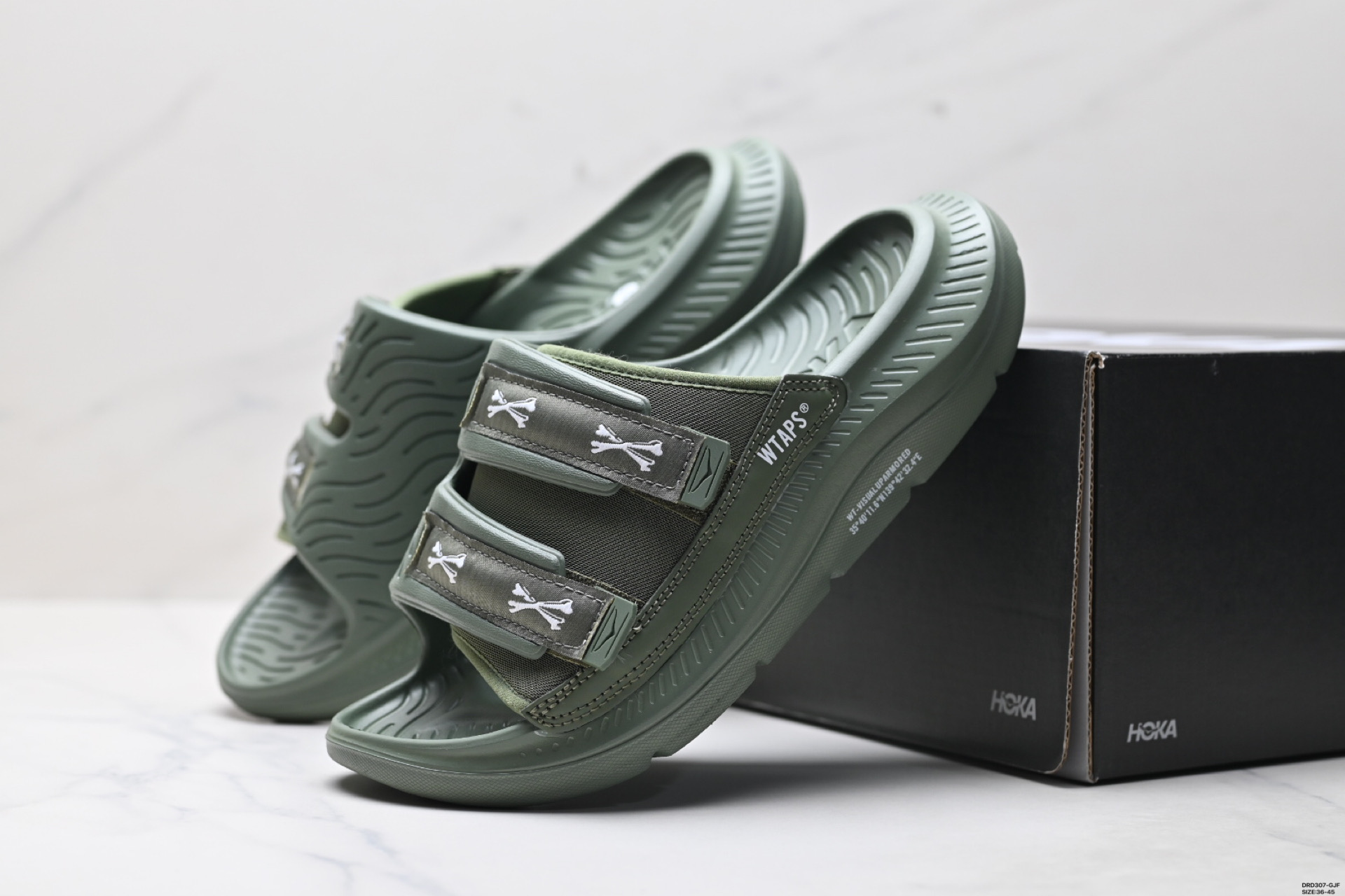 HOKA ONE ONE ORA Luxe 休闲透气舒缓 橡胶底防滑一字拖鞋 1134150-莆田鞋,莆田鞋货源,高仿鞋,高仿鞋货源,安福档口,莆田高仿鞋,莆田鞋批发,高仿鞋批发,莆田高仿运动鞋,高仿运动鞋,莆田运动鞋 HOKA ONE ONE ORA Luxe 休闲透气舒缓 橡胶底防滑一字拖鞋 1134150