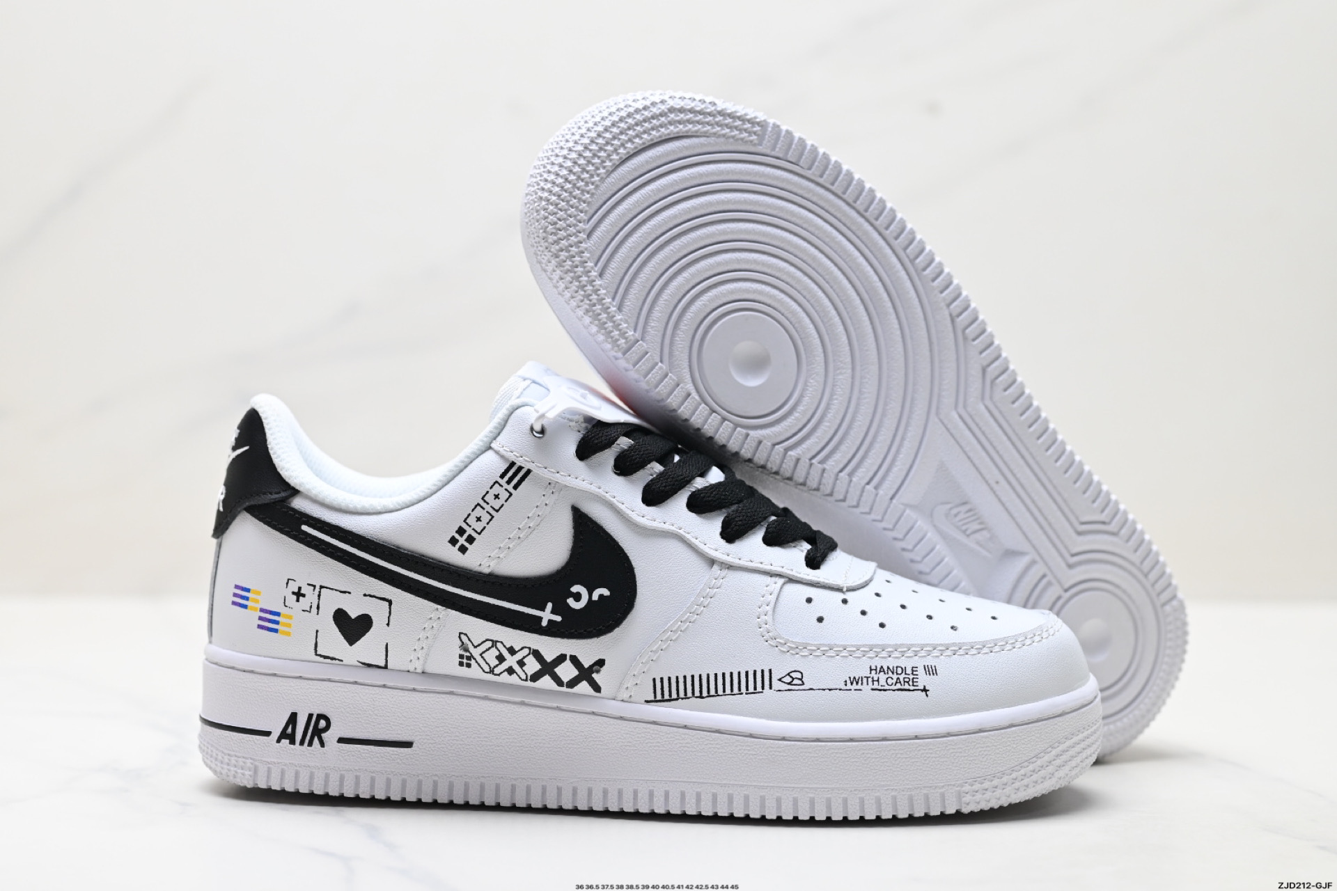 NIKE AIR FORCE 1‘07 CW2288-030