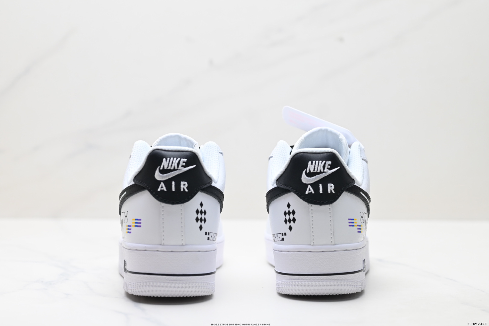 NIKE AIR FORCE 1‘07 CW2288-030