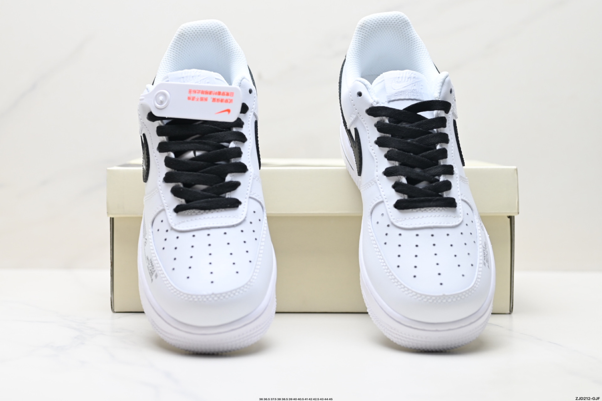 NIKE AIR FORCE 1‘07 CW2288-030
