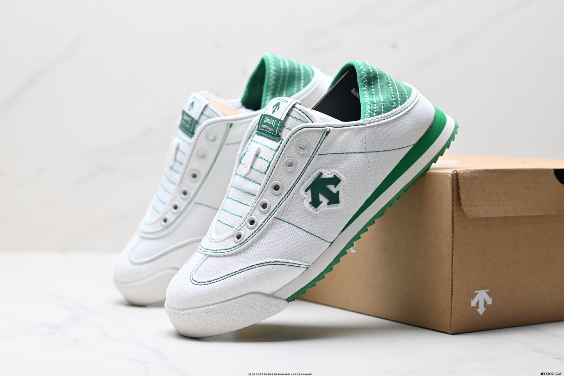 DESCENTE迪桑特CHRON TEMPO REPLICA 系列CHRON复古运动休闲鞋 D5231LSN27-莆田鞋,莆田鞋货源,高仿鞋,高仿鞋货源,安福档口,莆田高仿鞋,莆田鞋批发,高仿鞋批发,莆田高仿运动鞋,高仿运动鞋,莆田运动鞋 DESCENTE迪桑特CHRON TEMPO REPLICA 系列CHRON复古运动休闲鞋 D5231LSN27