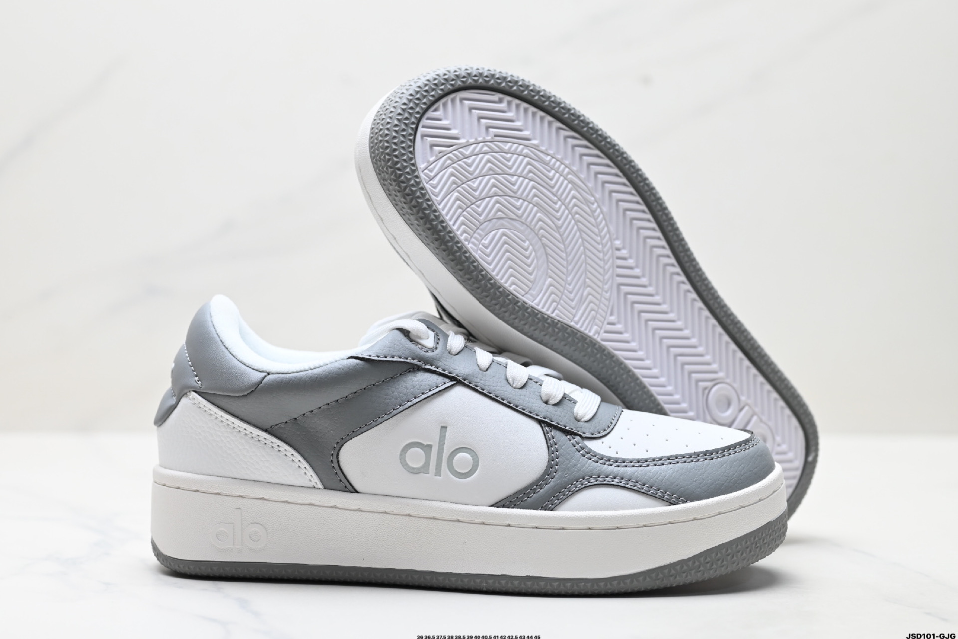 Alo Yoga Recovery Mode 百搭轻便 防滑减震低帮板鞋