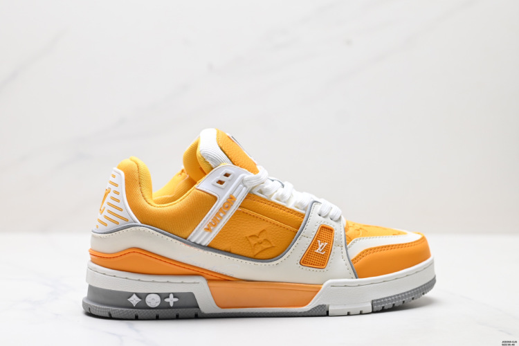 Louis Vuitton Trainer Sneaker Low: Stylish, Comfortable, and Iconic Design 1 Louis Vuitton Trainer Sneaker Low: Leather, 3D Logo, Comfortable, Stylish