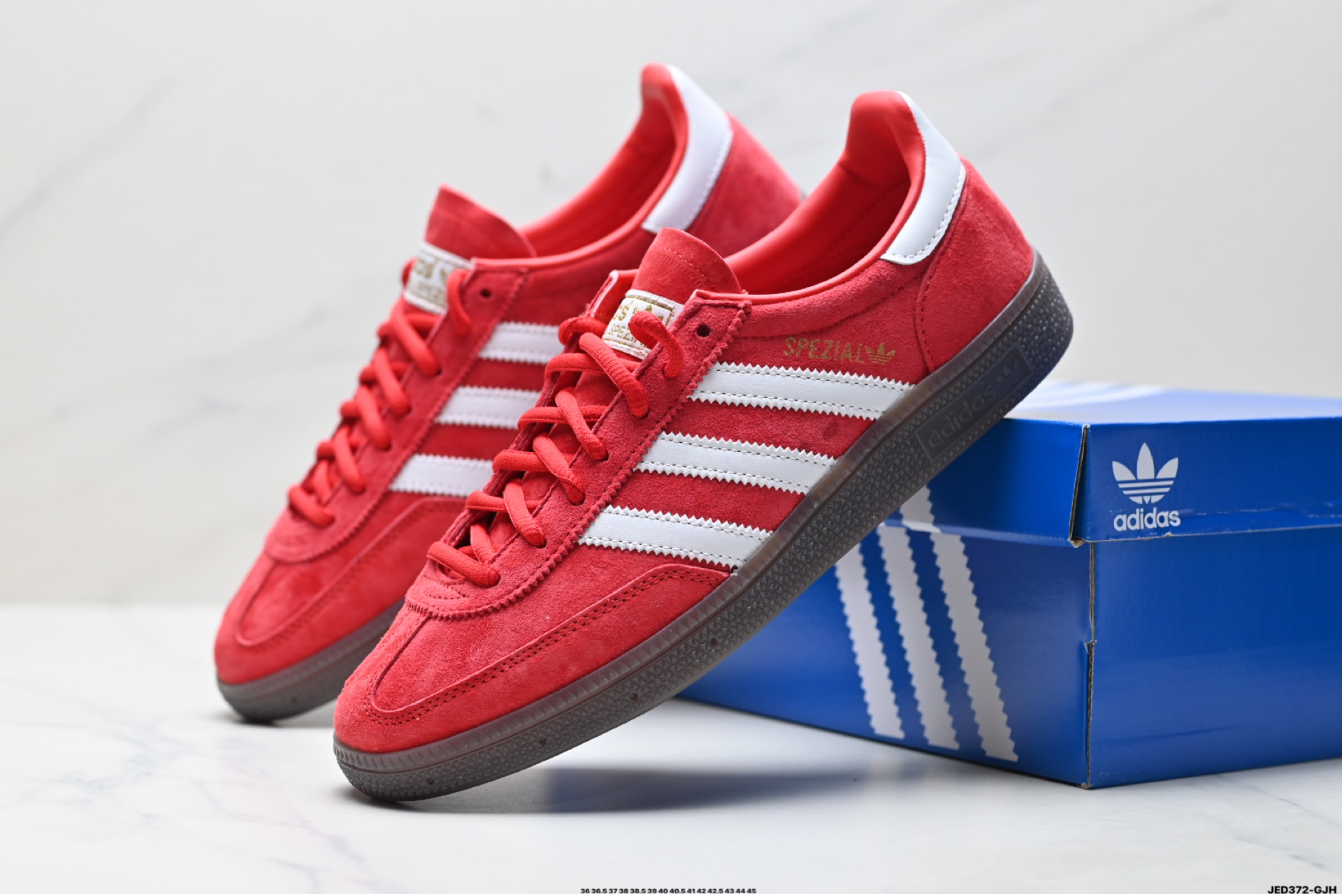 Adidas Handball Spezial 阿迪达斯经典款 复古休闲板鞋 FV1227