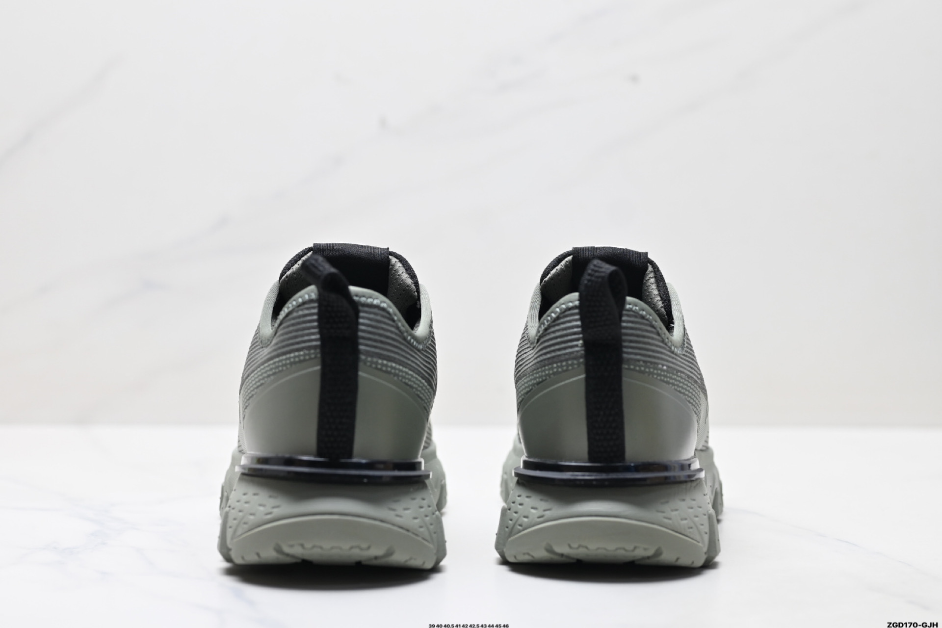 迪桑特DESCENTE SKI STYLE系列 SNOW RIDE 潮流运动 防滑耐磨低帮 登山鞋 D5131SSN51