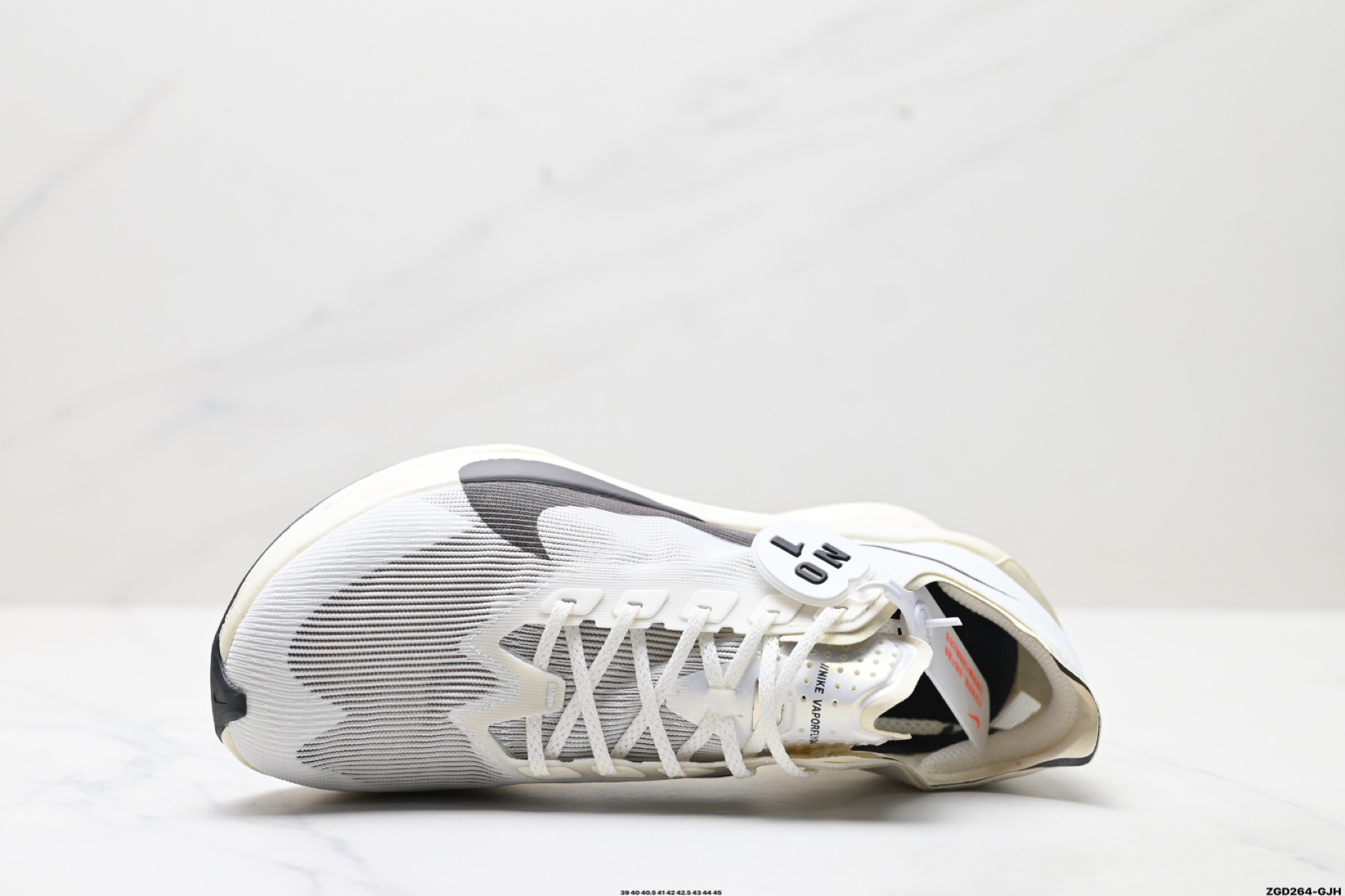 Nike ZoomX Vaporfly NEXT% 4耐克 轻量化 网面透气运动鞋 HV6107-100-High Quatity Cheap Brand wholesale wholesaler seller Clothes Bags handbags Sneakers Top Fashion Clothing Shoes from China Factory Chinese suppliers best Quality Beautiful Price Nike ZoomX Vaporfly NEXT% 4耐克 轻量化 网面透气运动鞋 HV6107-100