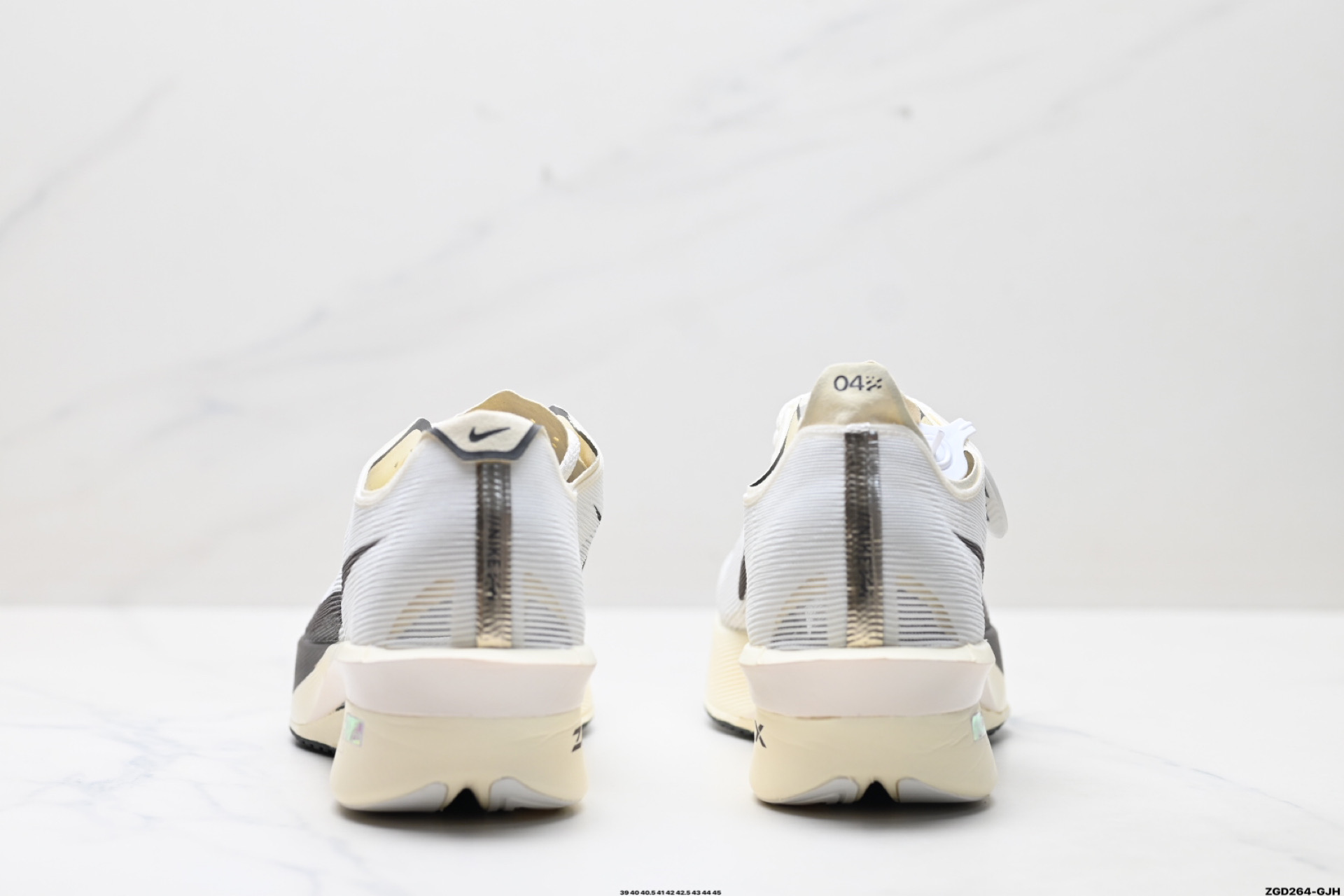 Nike ZoomX Vaporfly NEXT% 4耐克 轻量化 网面透气运动鞋 HV6107-100-High Quatity Cheap Brand wholesale wholesaler seller Clothes Bags handbags Sneakers Top Fashion Clothing Shoes from China Factory Chinese suppliers best Quality Beautiful Price Nike ZoomX Vaporfly NEXT% 4耐克 轻量化 网面透气运动鞋 HV6107-100