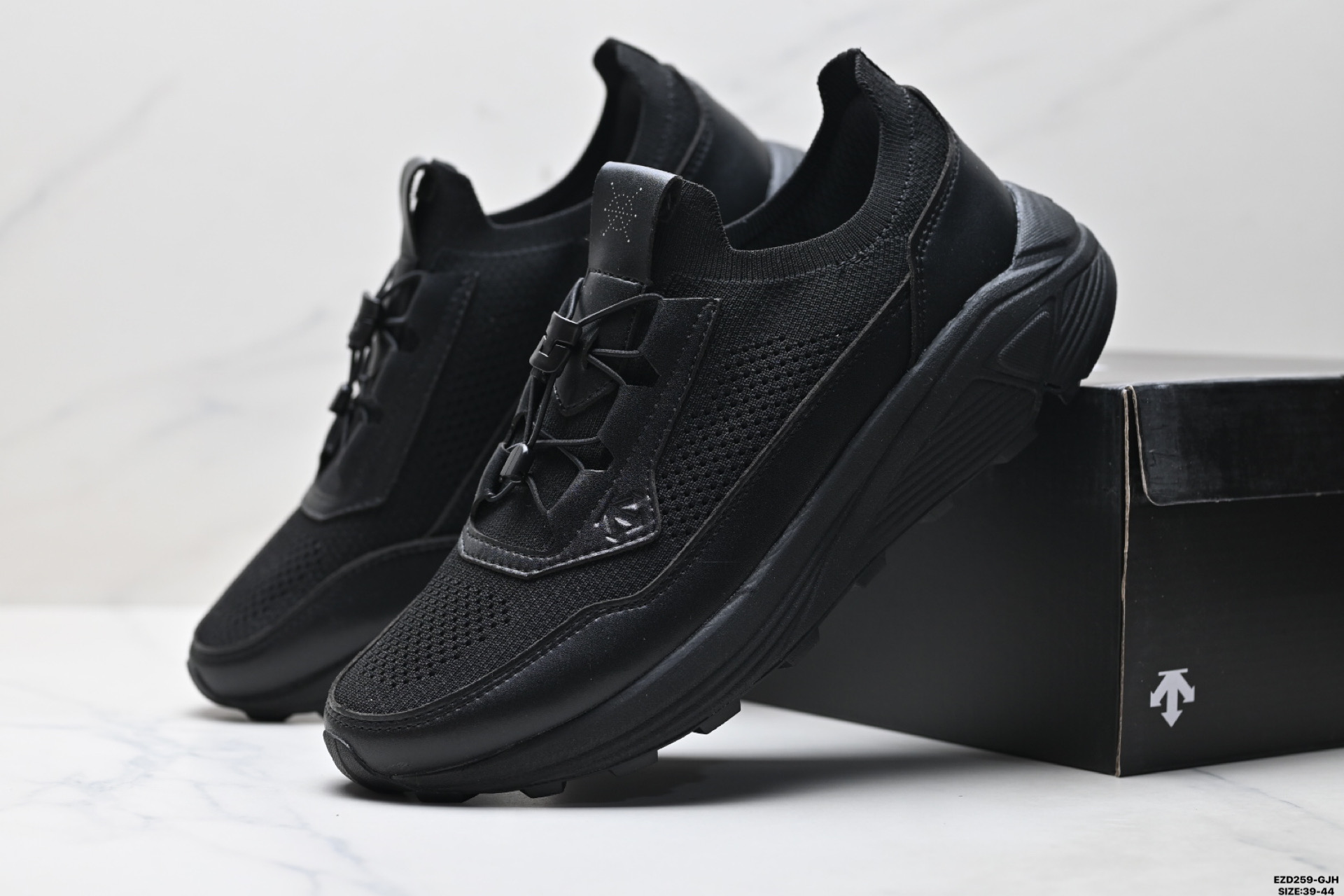 纯原迪桑特DESCENTE Dualis KNIT ECO 舒适百搭 防滑耐磨 低帮 生活休闲鞋 D3331LSN27