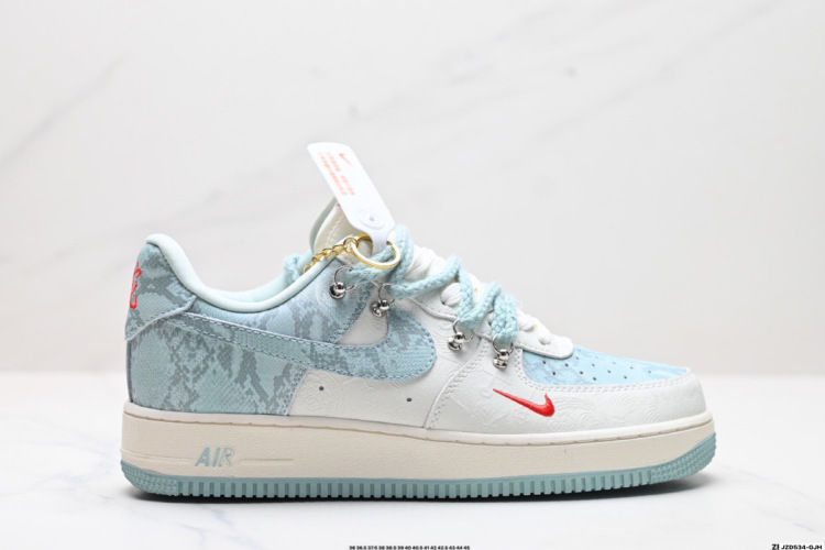 Nike Air Force 1 '07: Classic Low-Top Sneakers with蜂窝气垫 Comfort 1 Nike Air Force 1 ’07 Low-Top Sneakers – Classic Style & Comfort, Sizes 36-45
