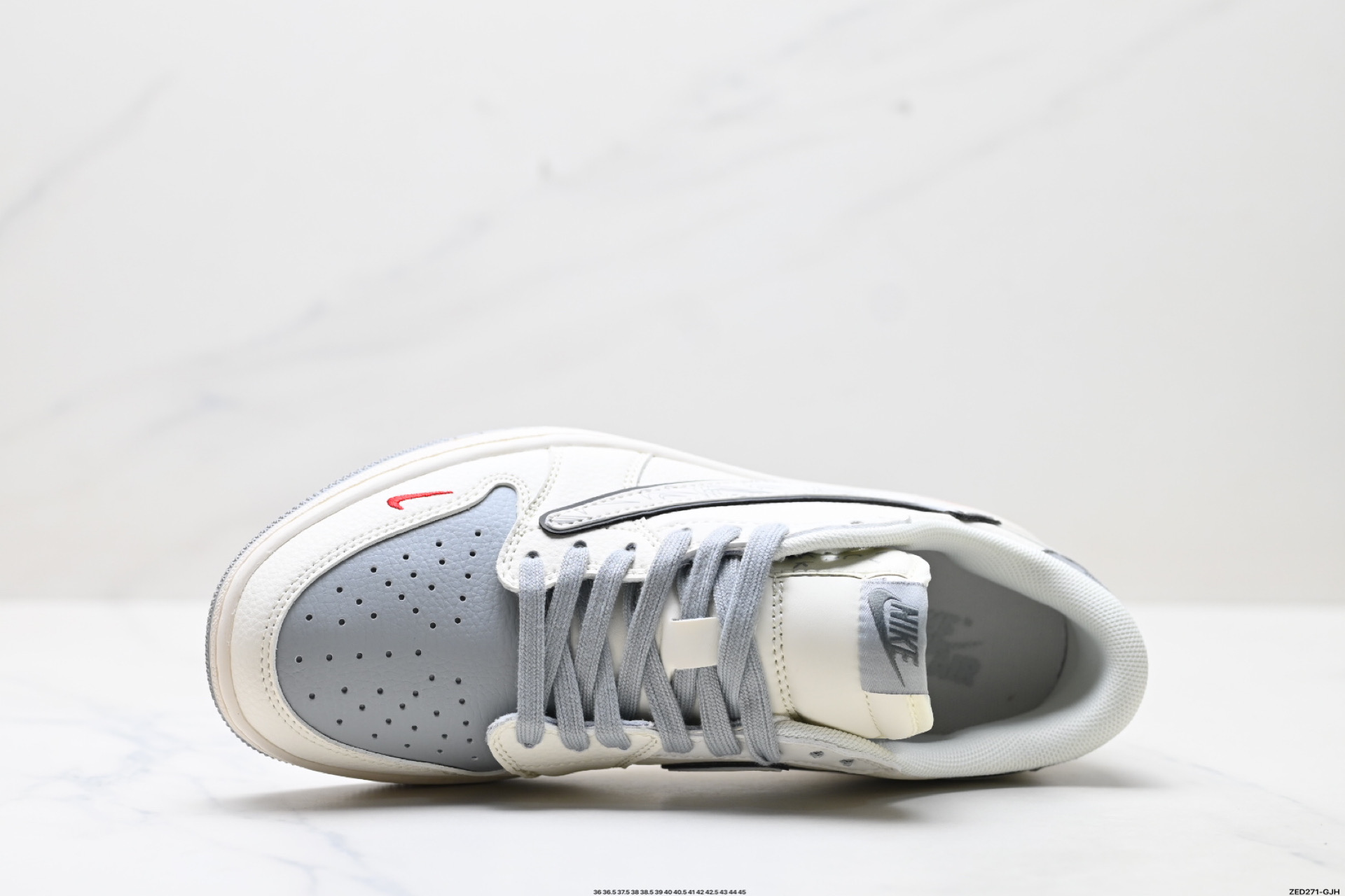 Nike Air Jordan 1 x Travis Scott AJ1倒勾 乔一倒钩 ‘DIY’定制 耐克 低帮文化篮球鞋 XS7089-598