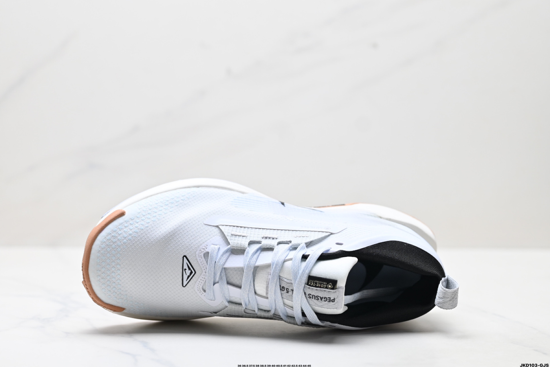 Nike Reactx Pegasus Trail 5: Comodidad y tracción para tus aventuras al aire libre 3 i1750176307270 6282 0 1