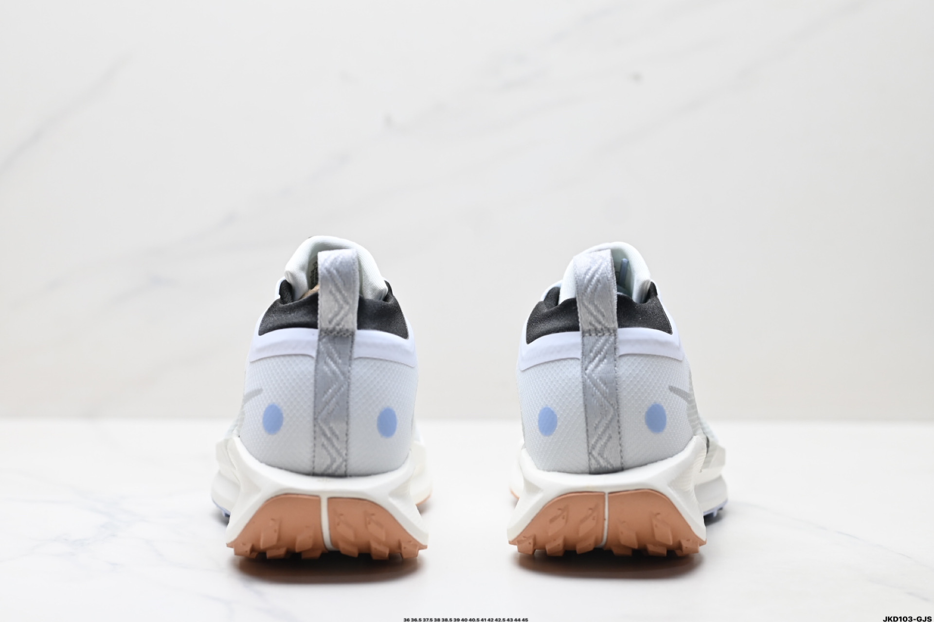Nike Reactx Pegasus Trail 5: Comodidad y tracción para tus aventuras al aire libre 7 i1750176308212 683 0 5